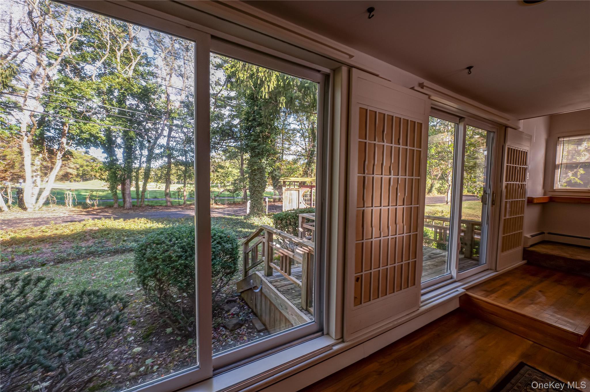 #6 photo, 424 Evergreen Avenue, サフォーク郡 Hauppauge , NY 11788