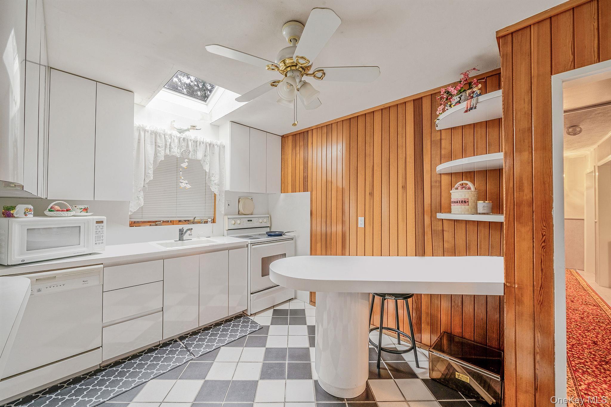 #12 photo, 8 Claremont Drive, サフォーク郡 Mastic Beach , NY 11951