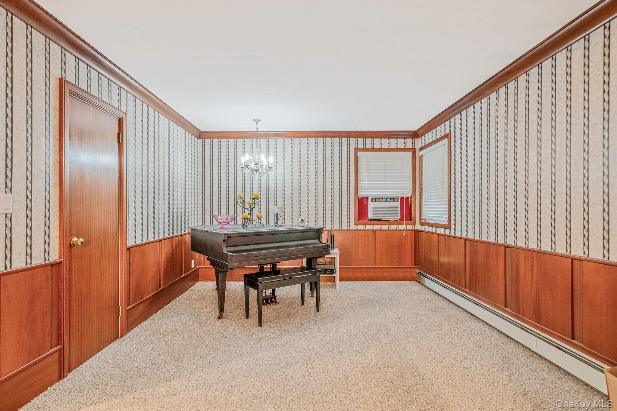 #16 photo, 8 Claremont Drive, サフォーク郡 Mastic Beach , NY 11951