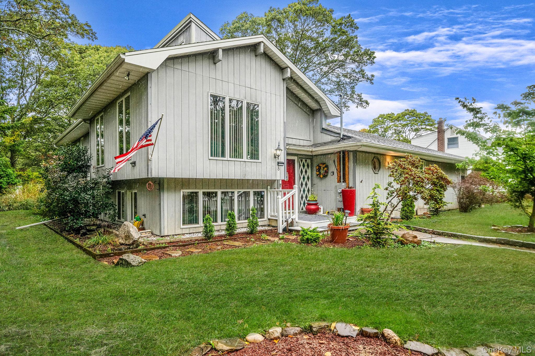 #2 photo, 8 Claremont Drive, サフォーク郡 Mastic Beach , NY 11951