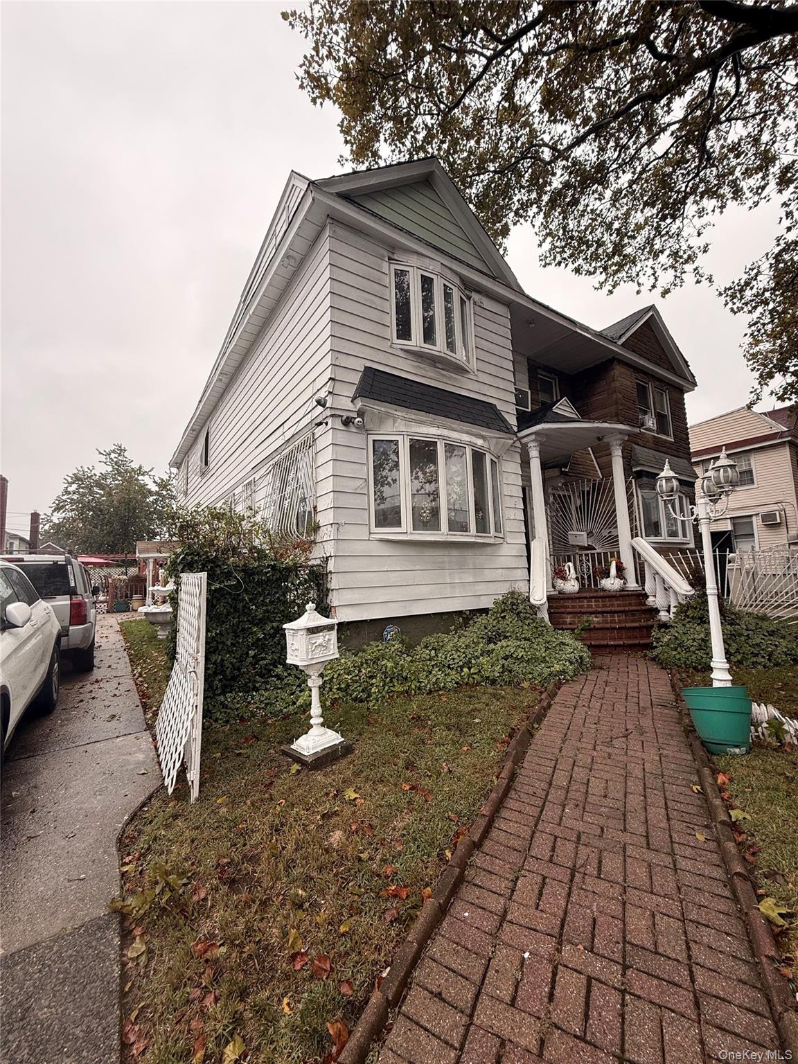 #1 photo, 11546 Van Wyck Expressway, Jamaica , NY 11420