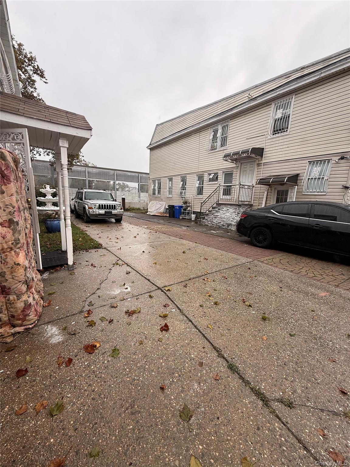 #11 photo, 11546 Van Wyck Expressway, Jamaica , NY 11420