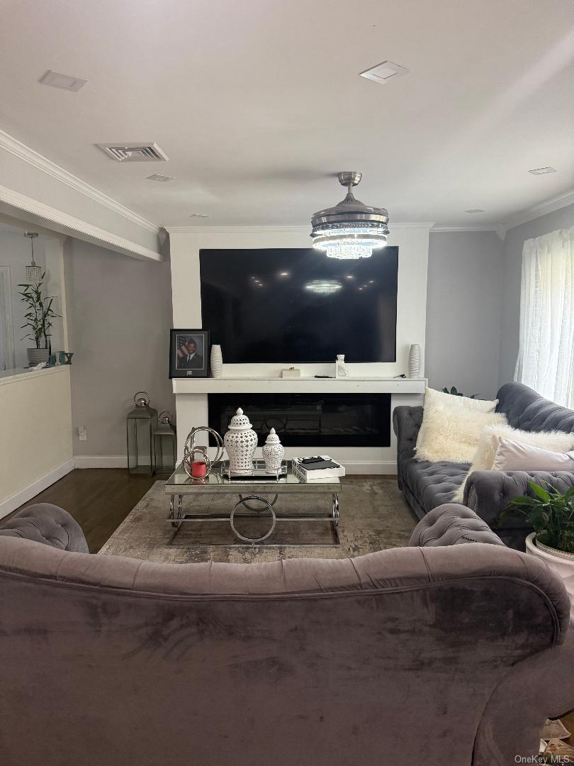 #2 photo, 4478 Express Dr S. Drive,, サフォーク郡 Ronkonkoma , NY 11779