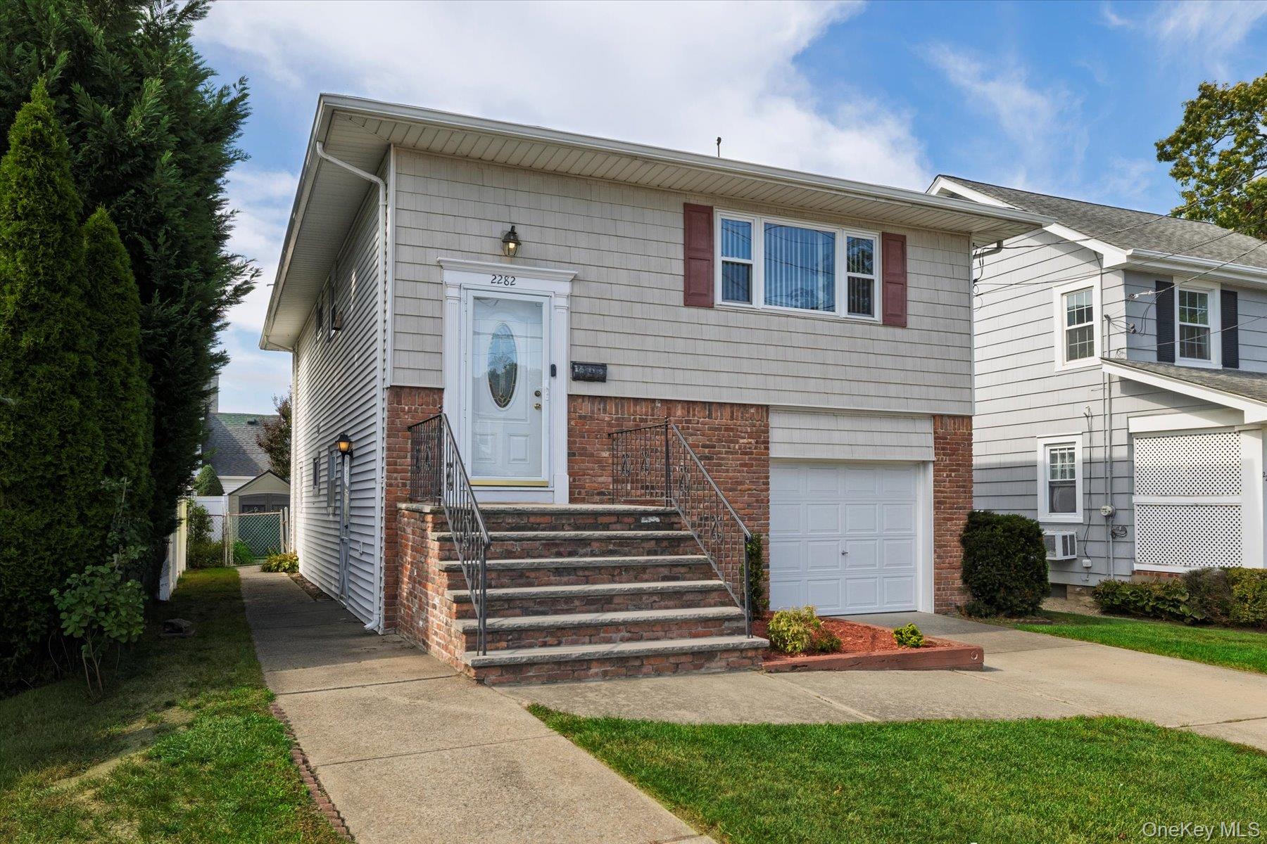 #1 photo, 2282 Saratoga Street, 长岛 Oceanside , NY 11572