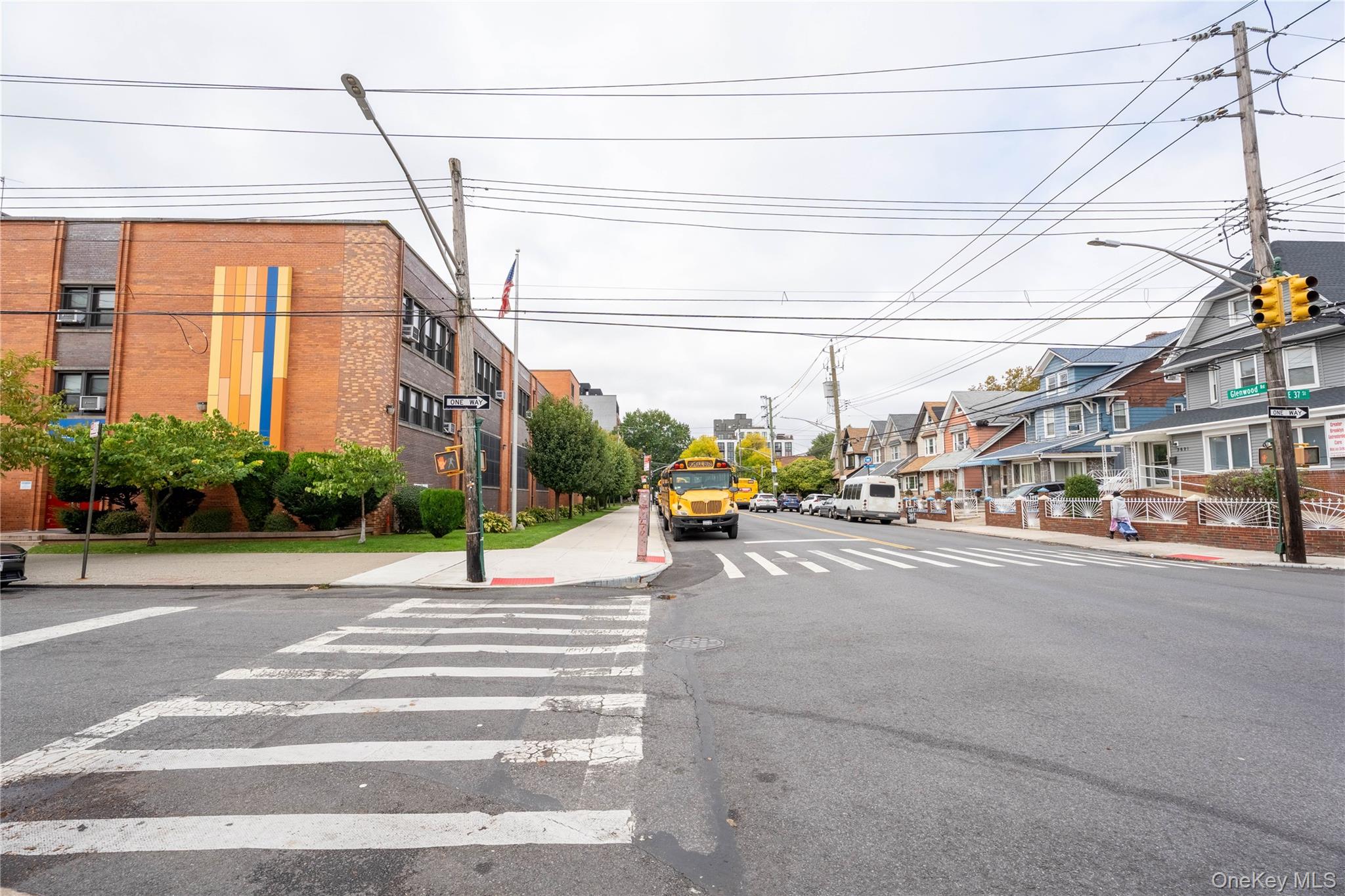 #5 photo, 956 E 37th Street, ブルックリン区 Brooklyn , NY 11210