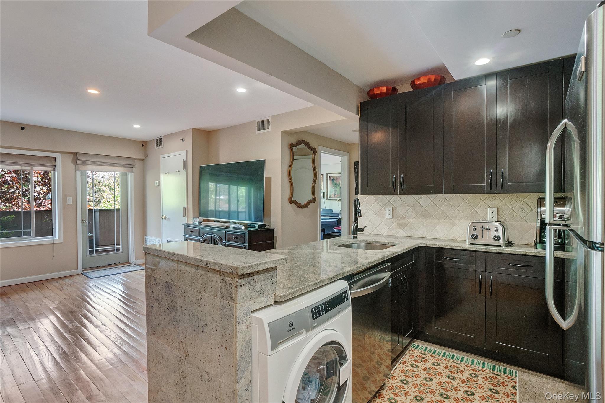 #5 photo, 17012 Highland Ave, クイーンズ区 Jamaica Estates , NY 11432