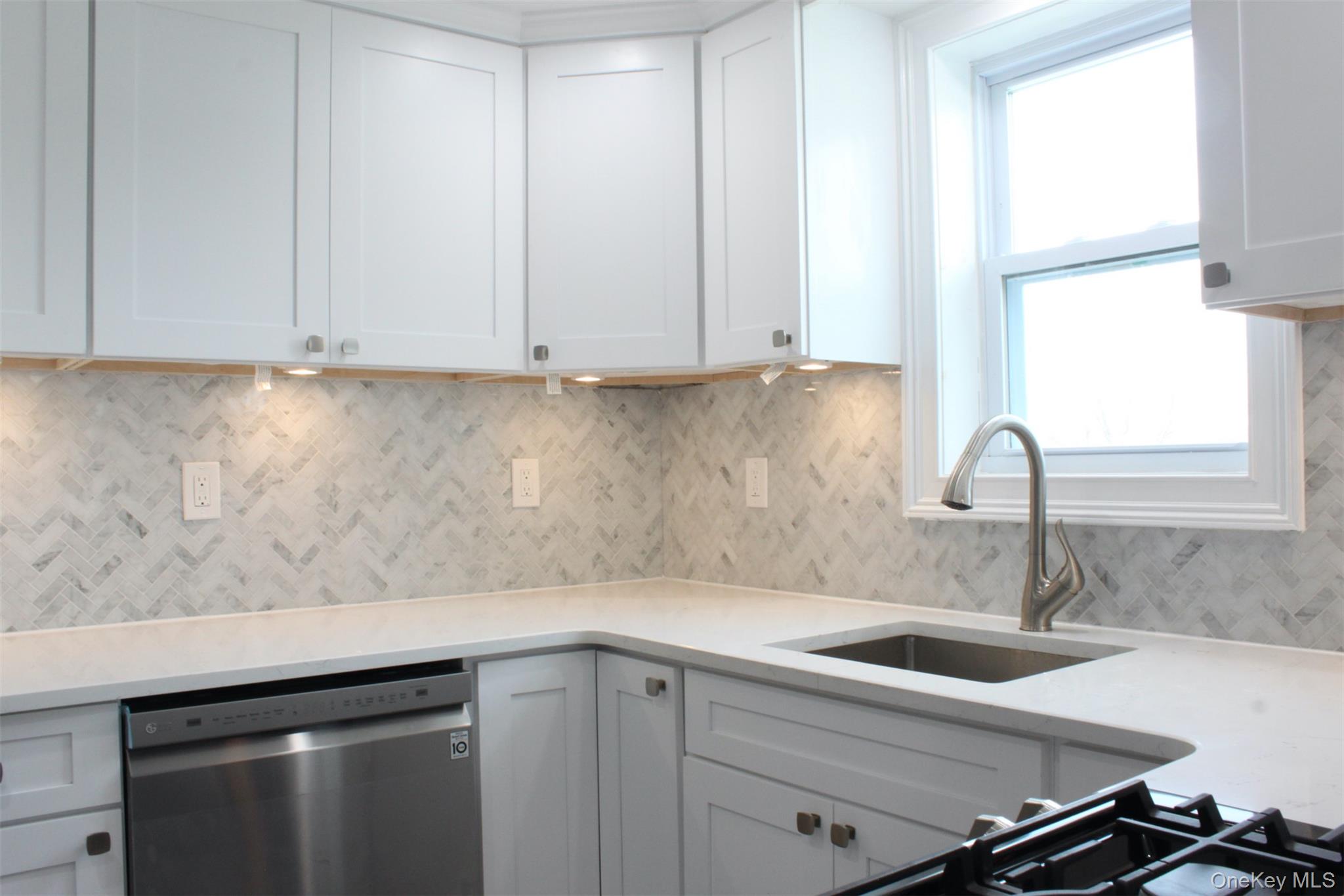 #5 photo, 451 Warburton Avenue, Hastings-on-Hudson , NY 10706