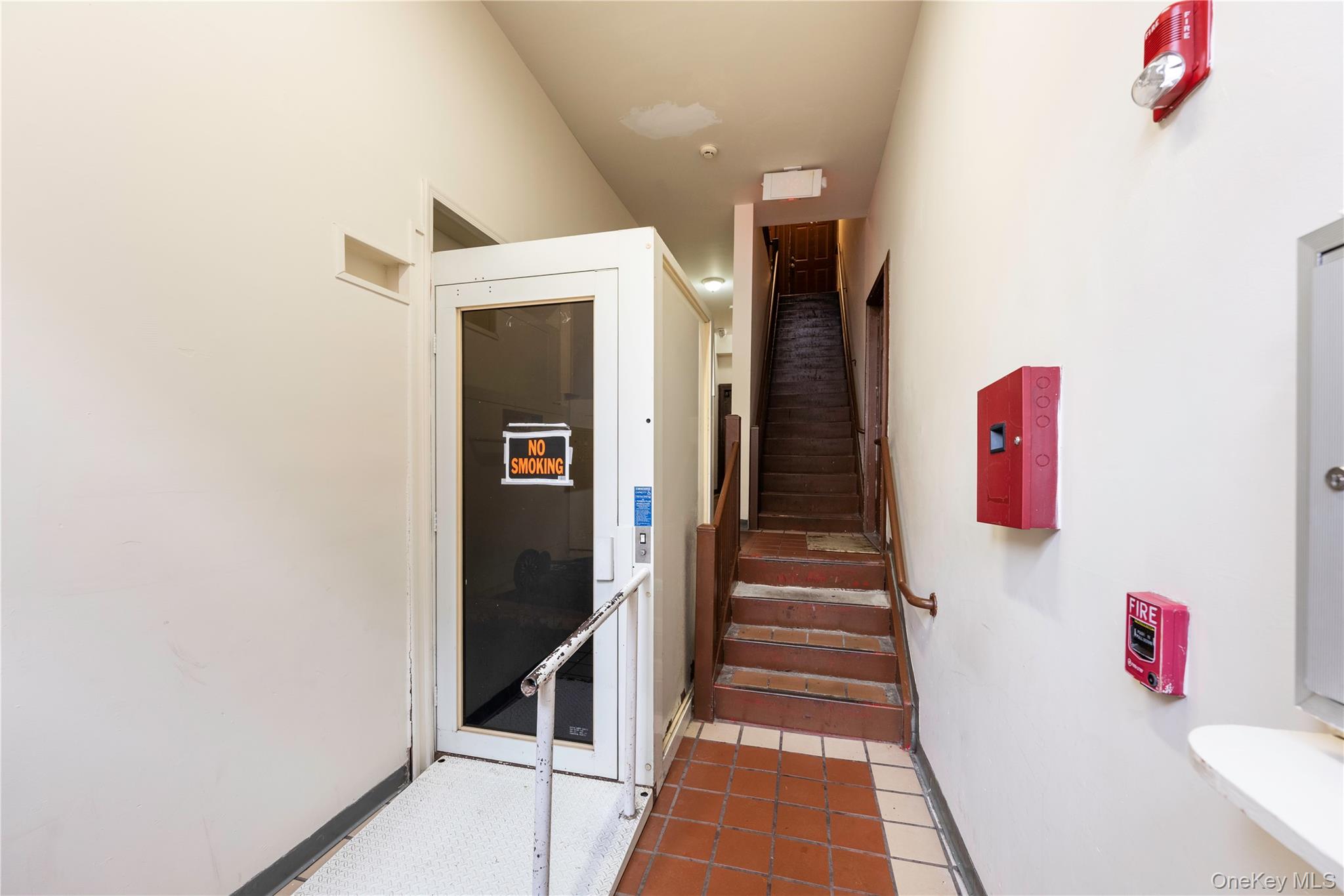 #3 photo, 279 S Broadway, Yonkers , NY 10705