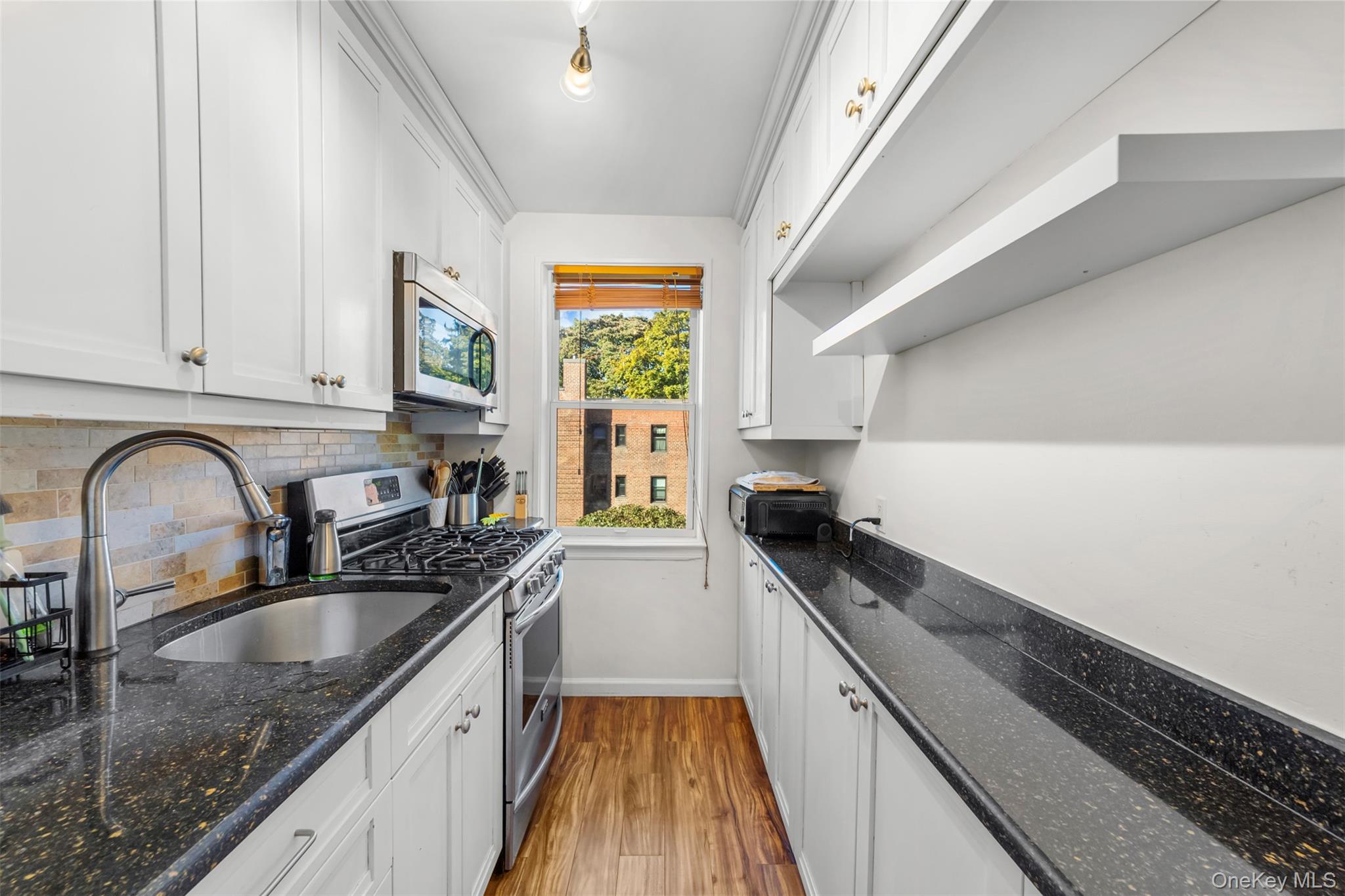 #14 photo, 14 S Broadway, Irvington , NY 10533