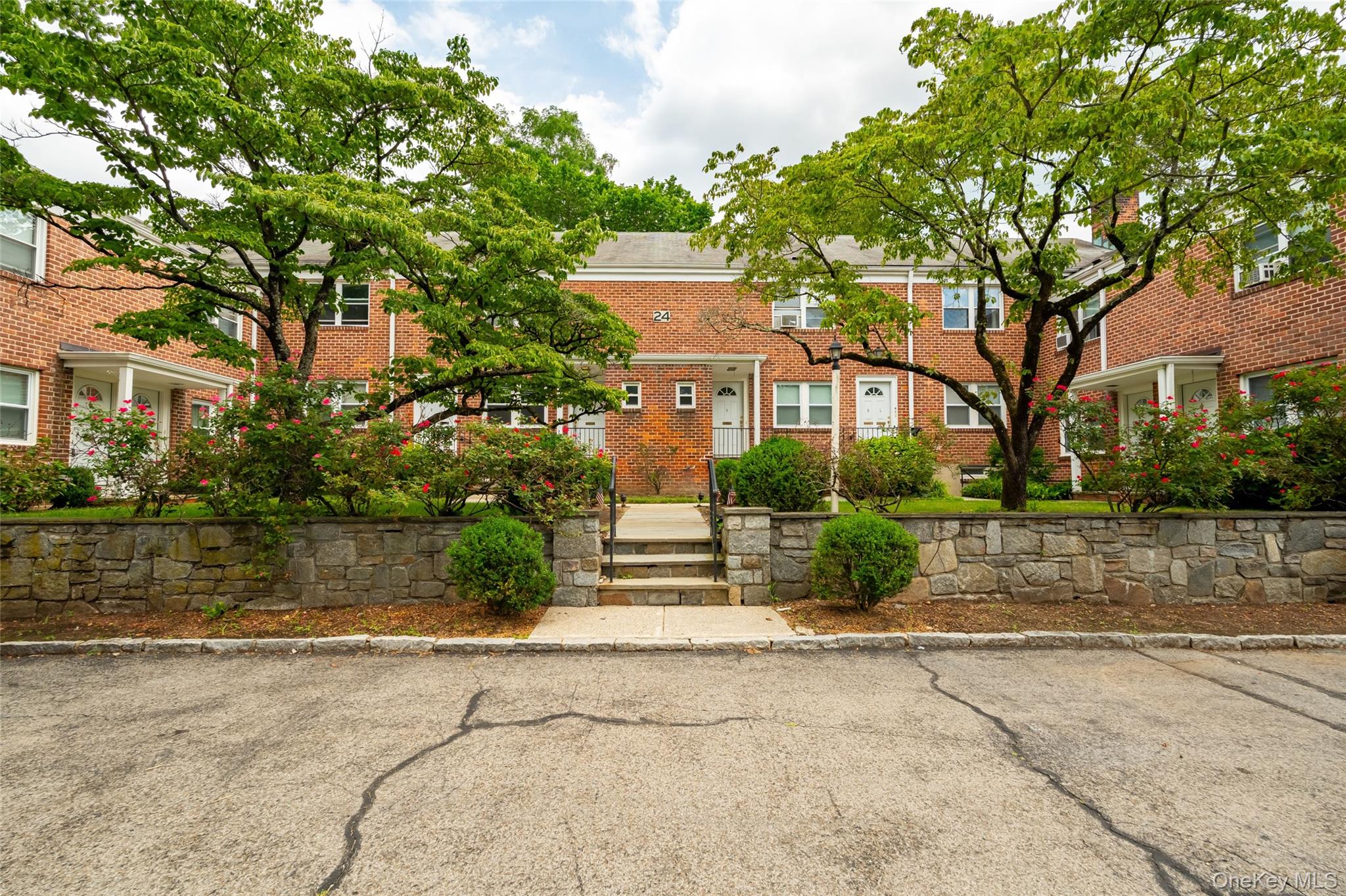 #2 photo, 24 Wappanocca Avenue, Rye , NY 10580