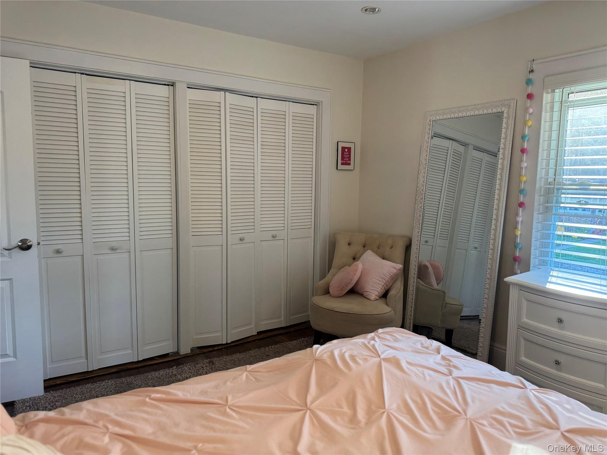 #8 photo, 76 Chestnut Avenue, Pelham , NY 10803