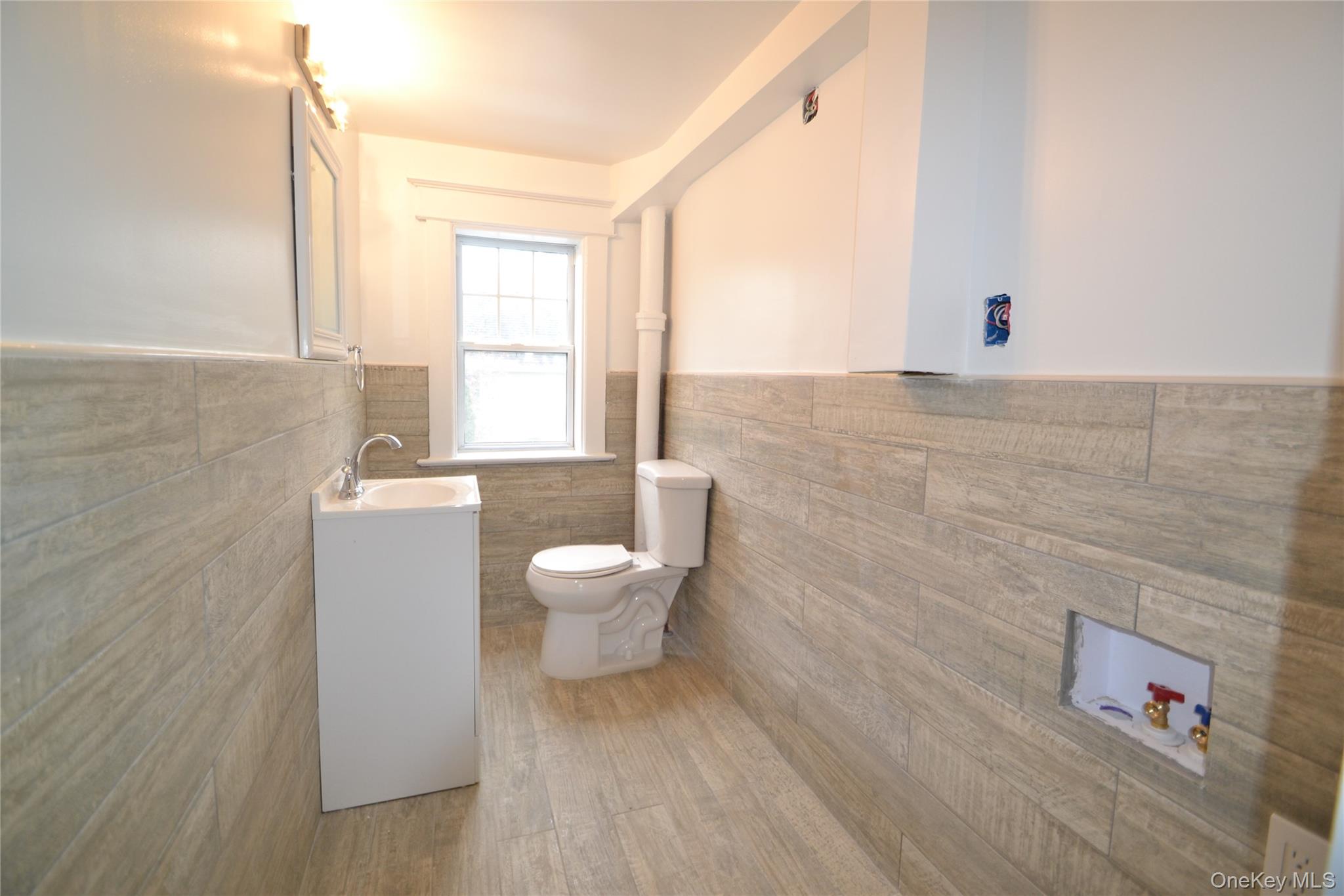 #13 photo, 170 W Central Avenue, Pearl River , NY 10965