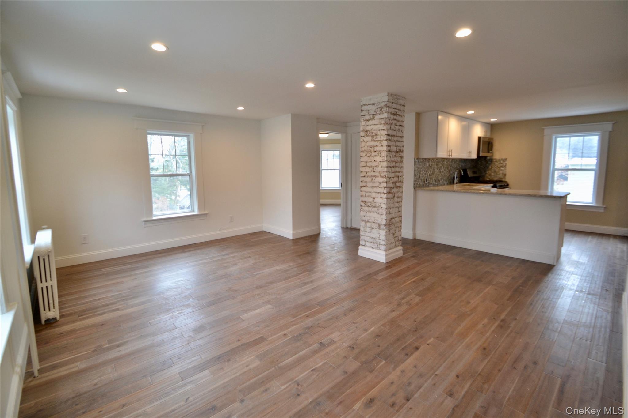 #3 photo, 170 W Central Avenue, Pearl River , NY 10965