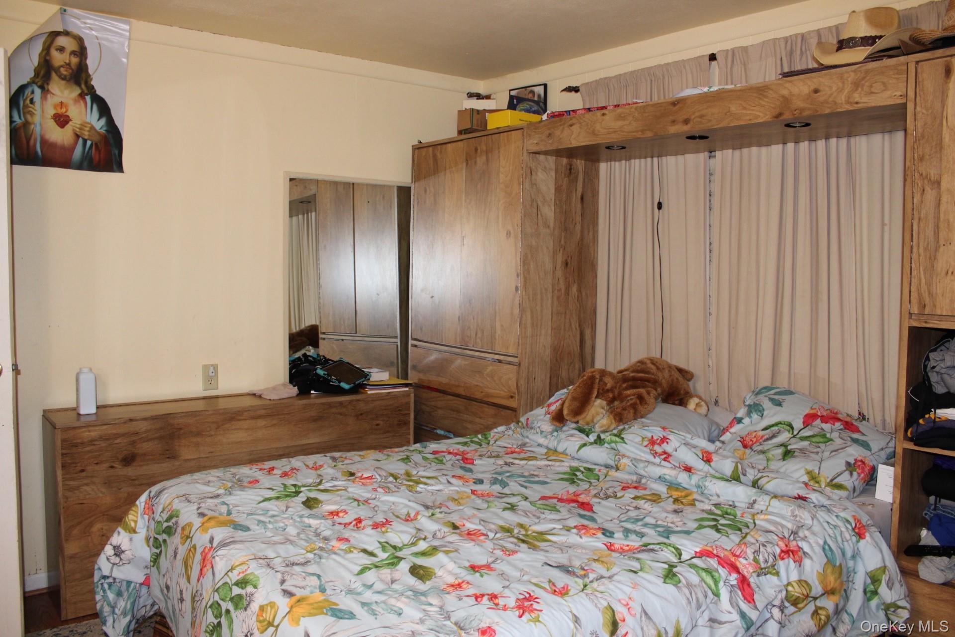 #13 photo, 12 S Parsonage Street, Rhinebeck , NY 12572