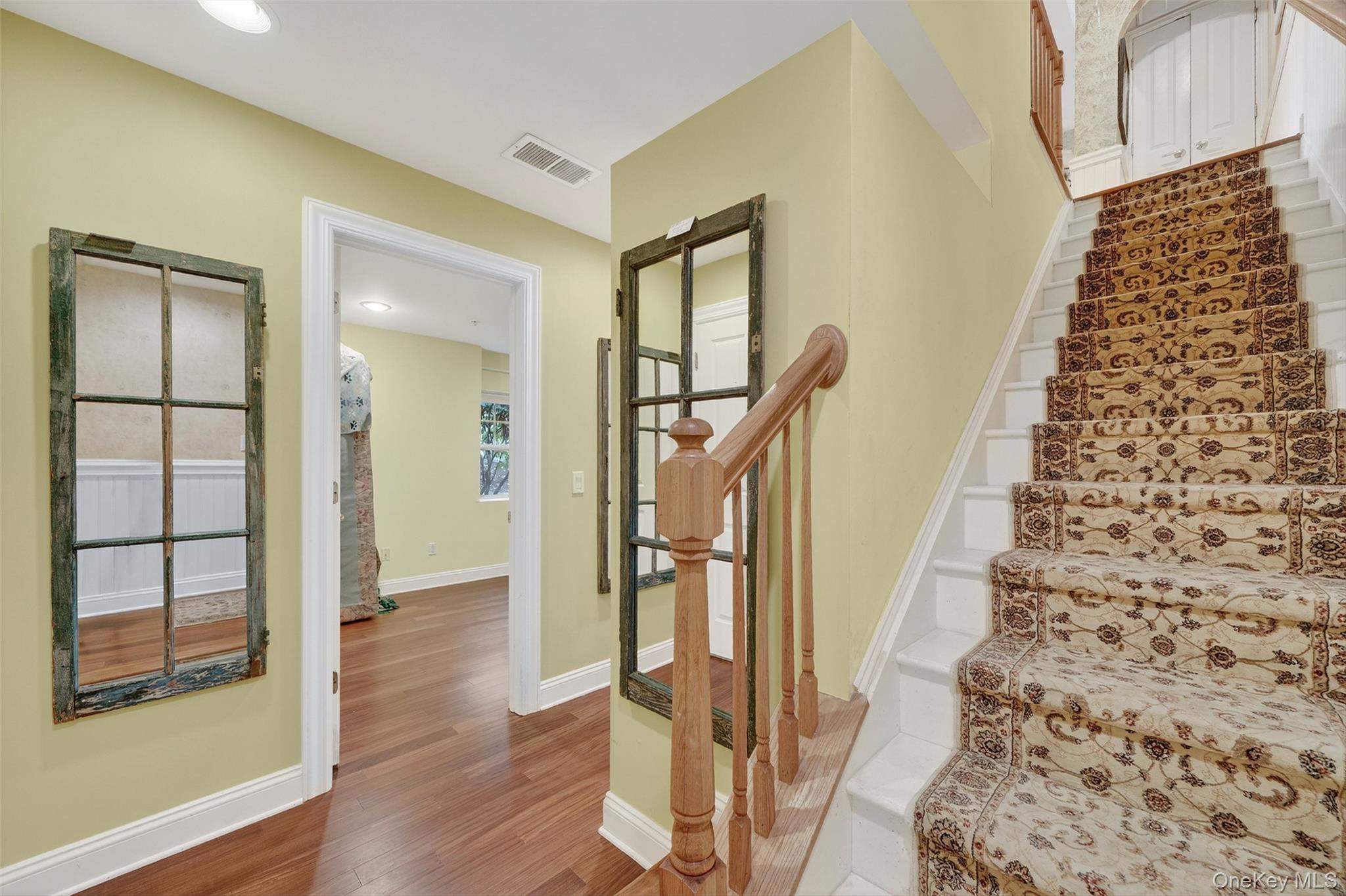 #12 photo, 111 Viewpoint Terrace, Peekskill , NY 10566