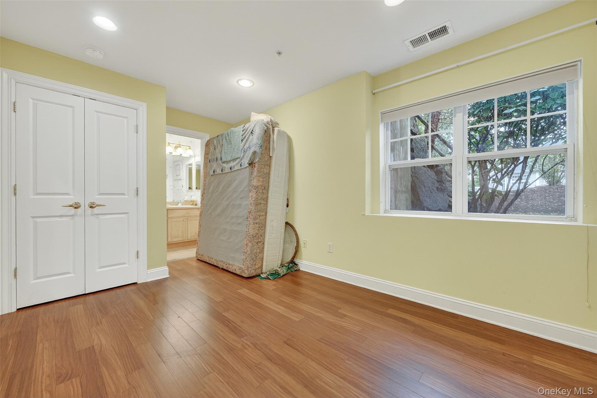 #19 photo, 111 Viewpoint Terrace, Peekskill , NY 10566