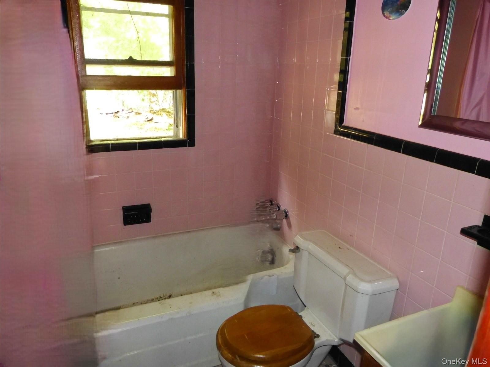 #12 photo, 50 N Wayne Avenue, West Haverstraw , NY 10993