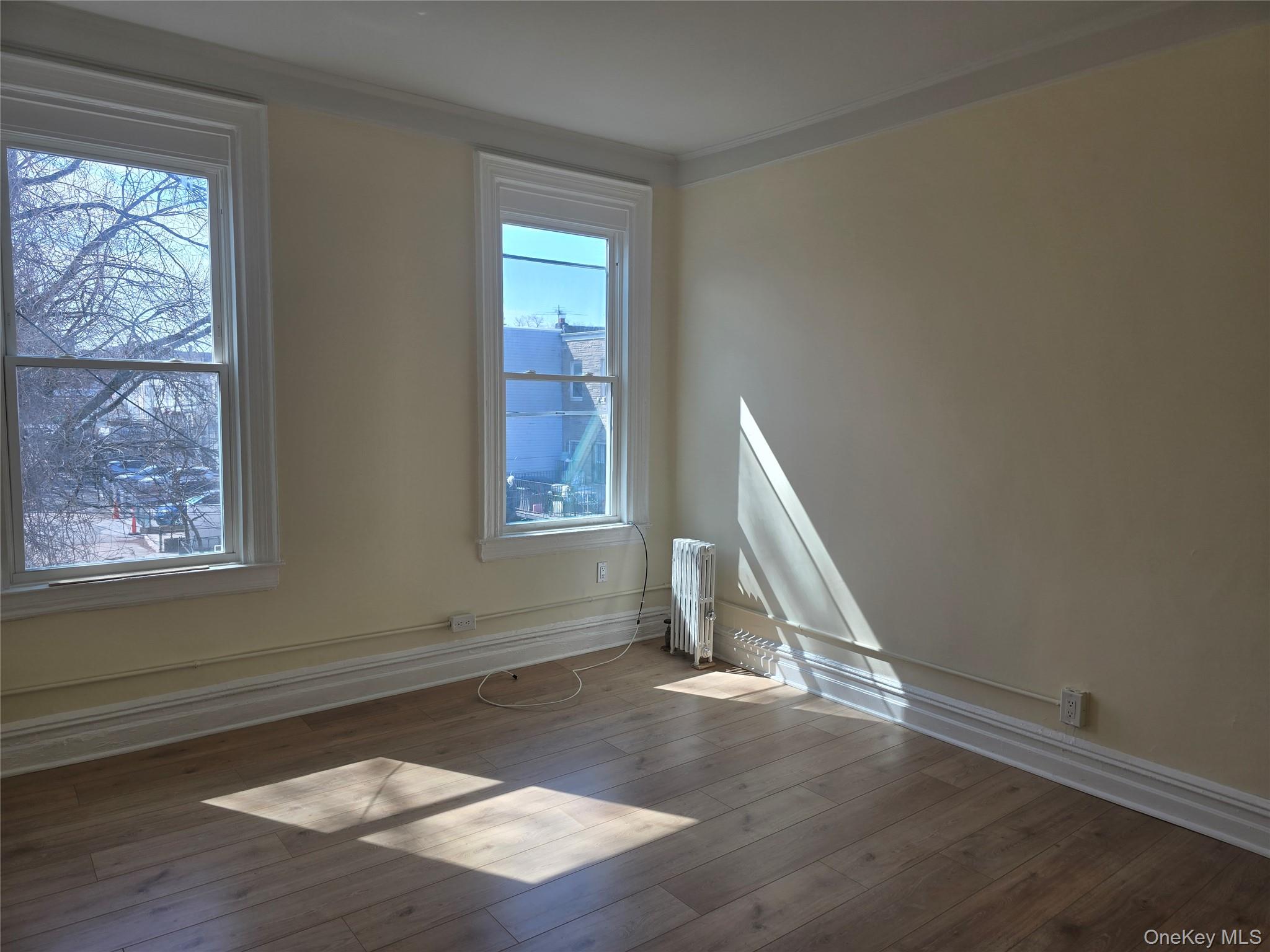 #11 photo, 78-10 32nd Avenue, クイーンズ区 East Elmhurst , NY 11370