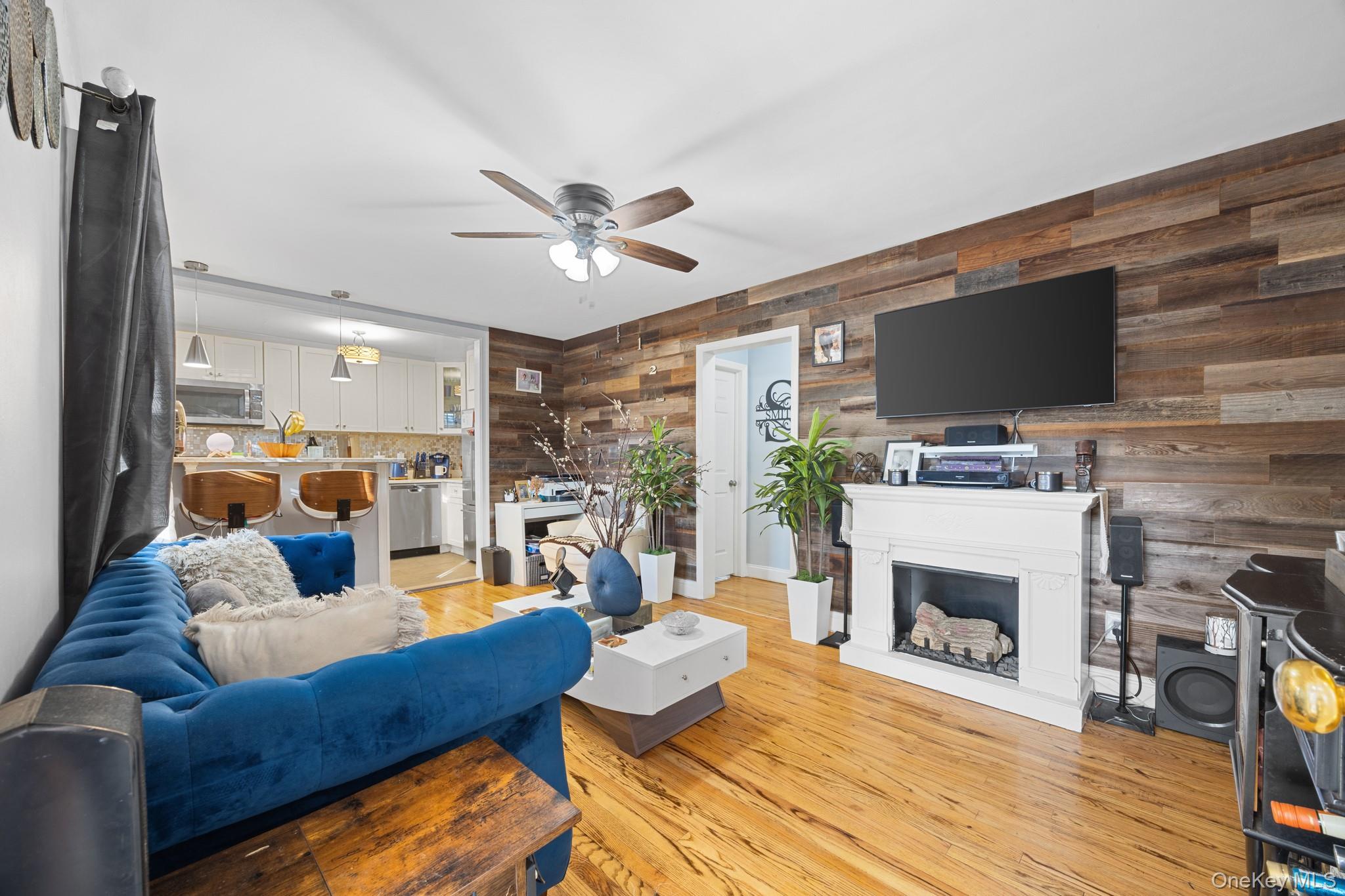 #12 photo, 13109 234th Street, クイーンズ区 Rosedale , NY 11422