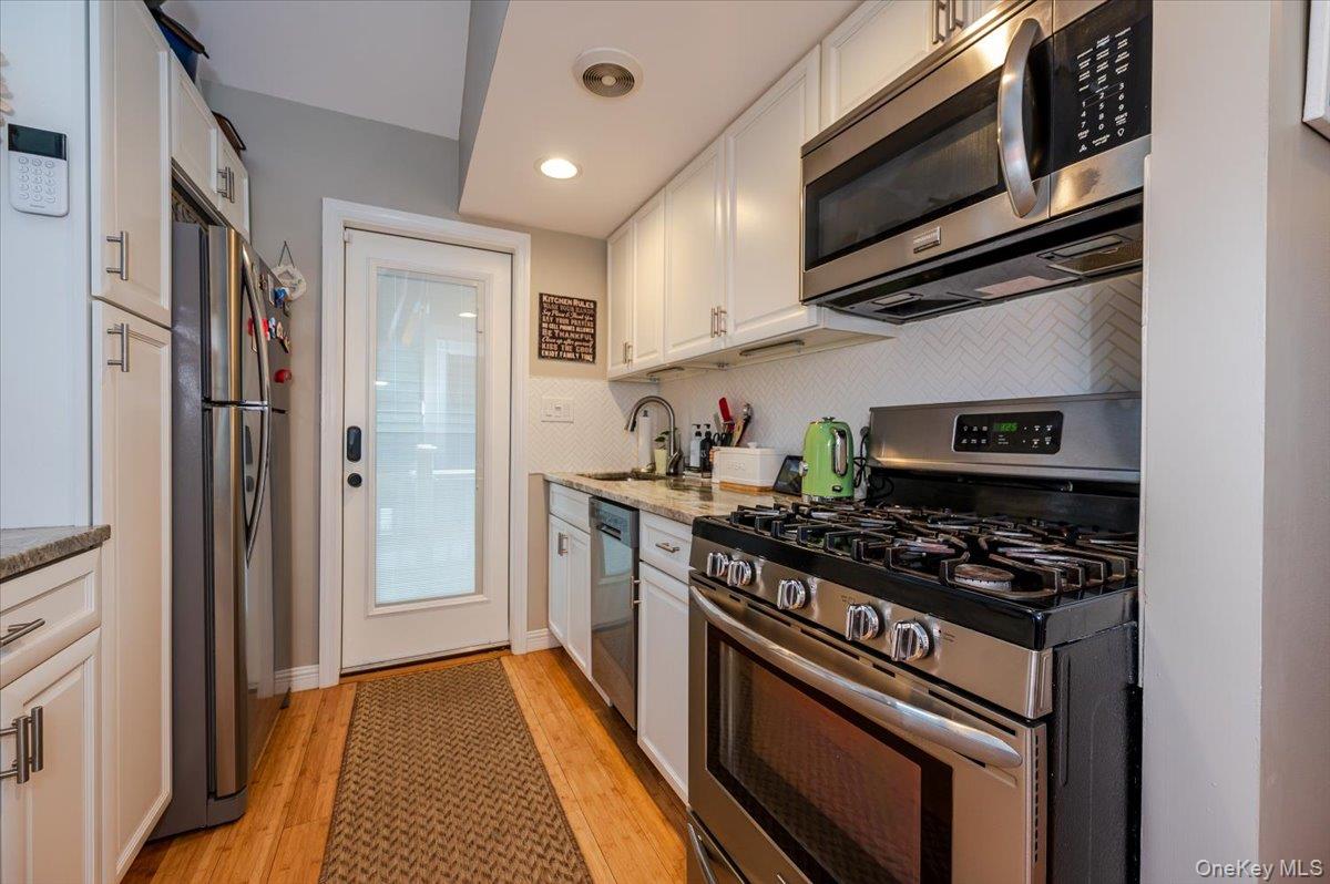 #10 photo, 77 Florida Street, ナッソー郡 Long Beach , NY 11561