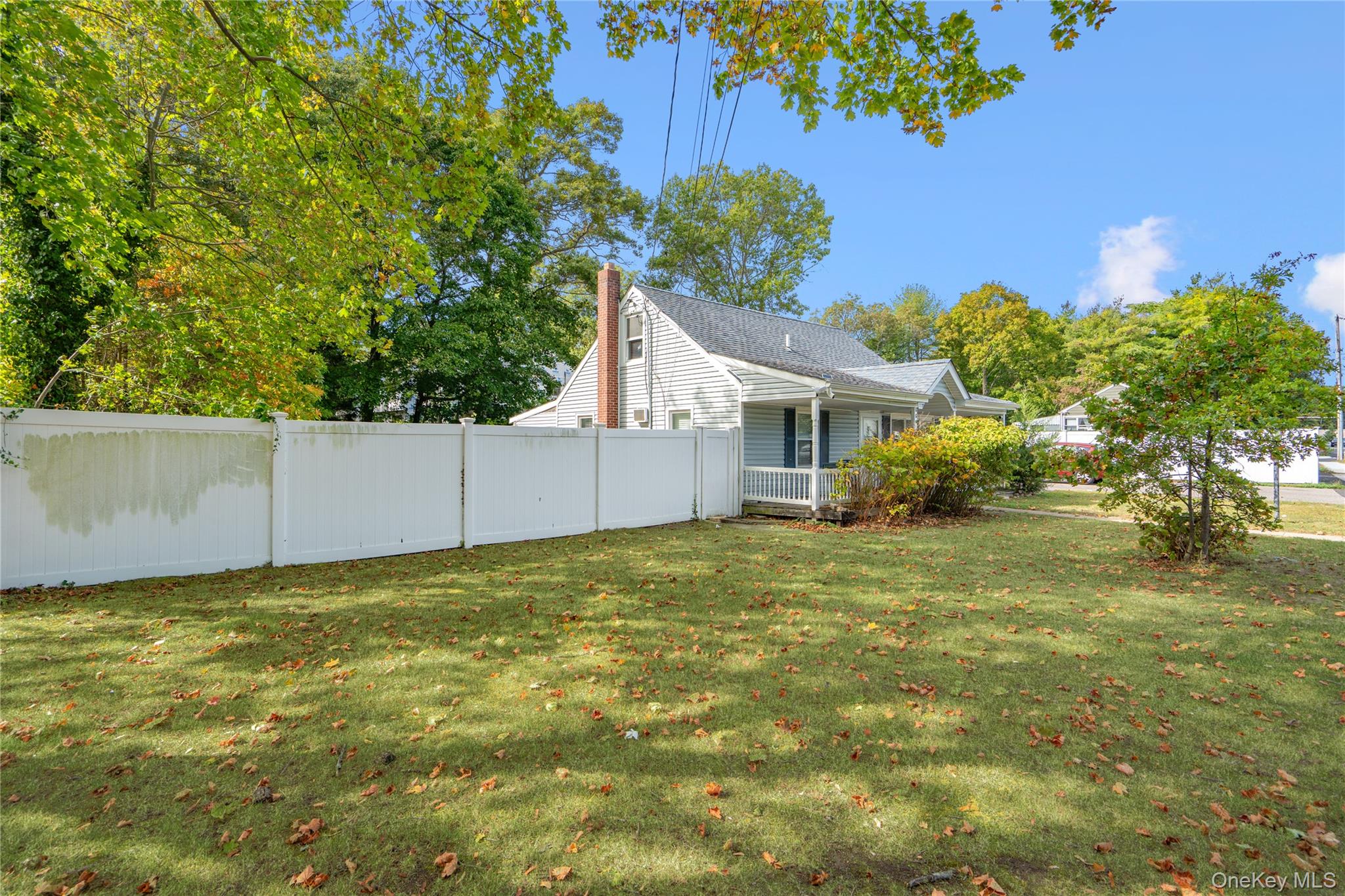 #15 photo, 660 Rosevale Avenue, サフォーク郡 Lake Ronkonkoma , NY 11779