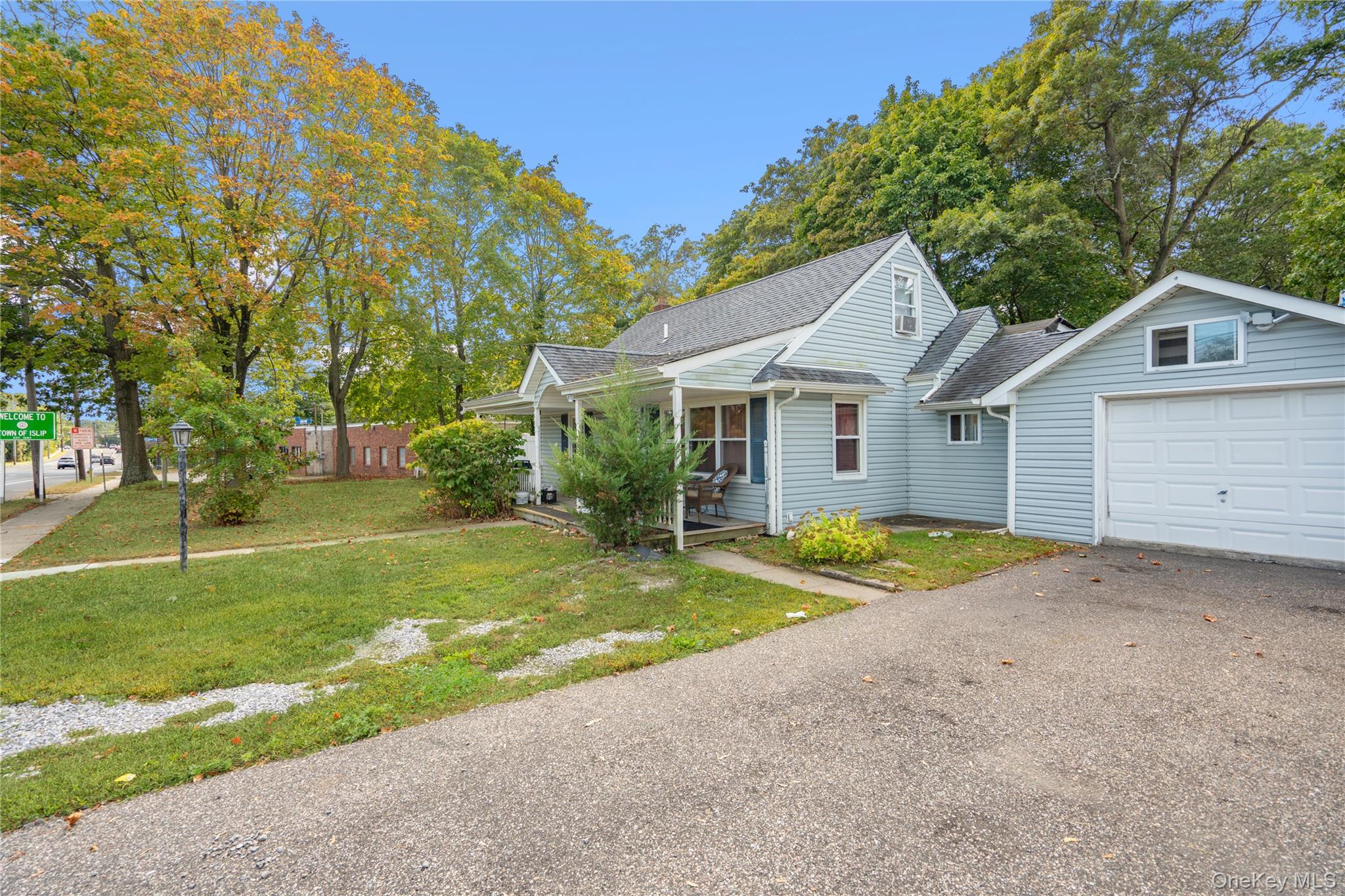 #2 photo, 660 Rosevale Avenue, サフォーク郡 Lake Ronkonkoma , NY 11779