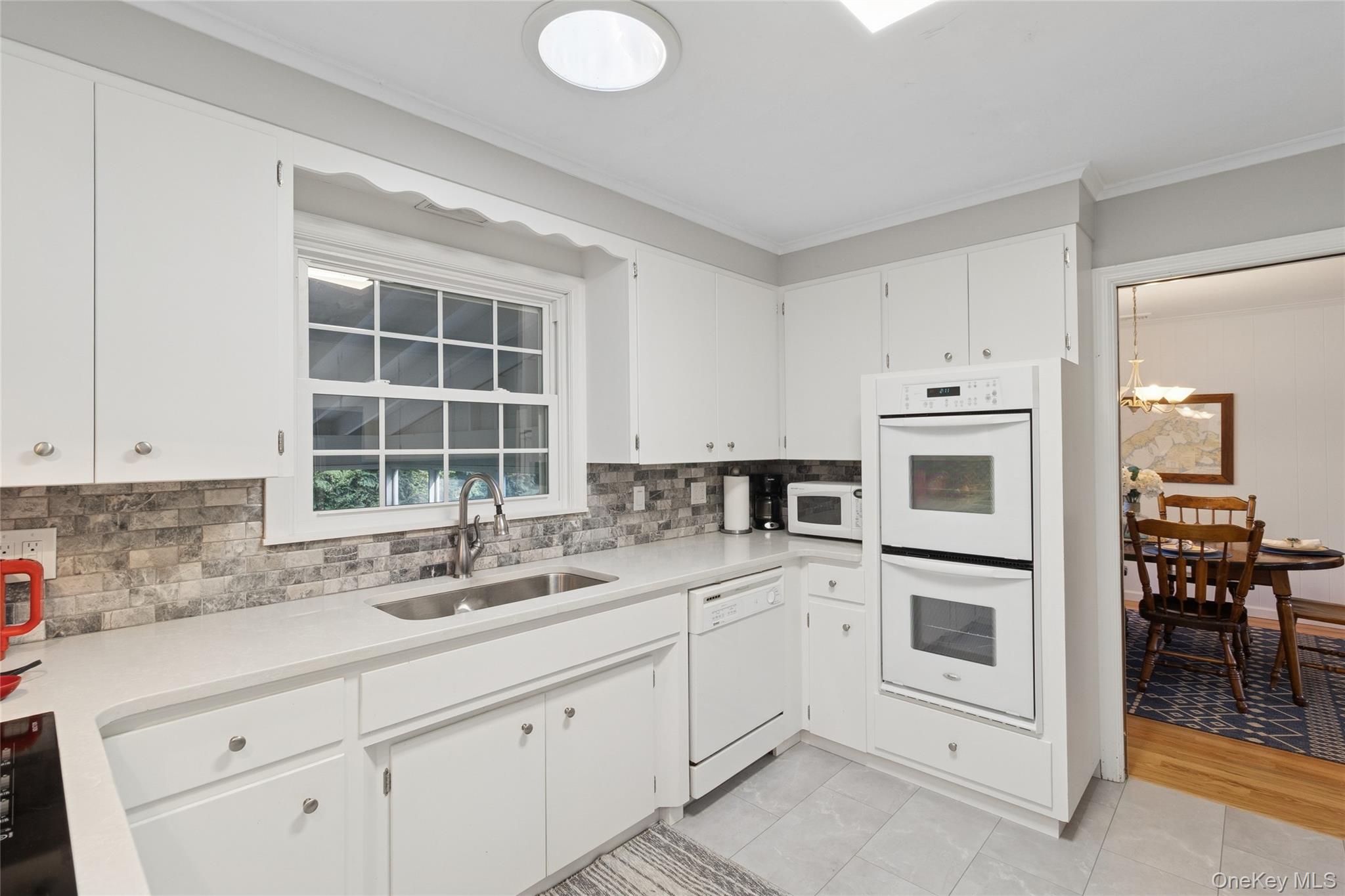 #18 photo, 16 Primrose Lane, Aquebogue , NY 11931