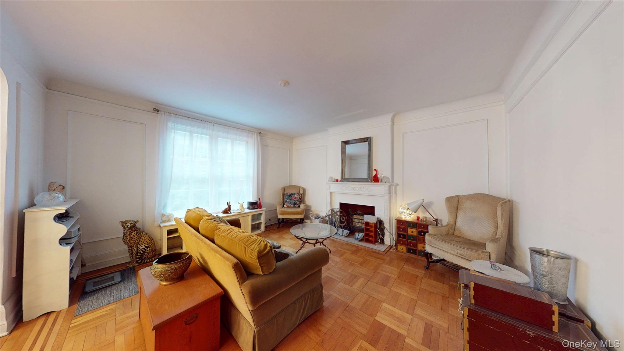 #11 photo, 34-37 80th Street, クイーンズ区 Jackson Heights , NY 11372