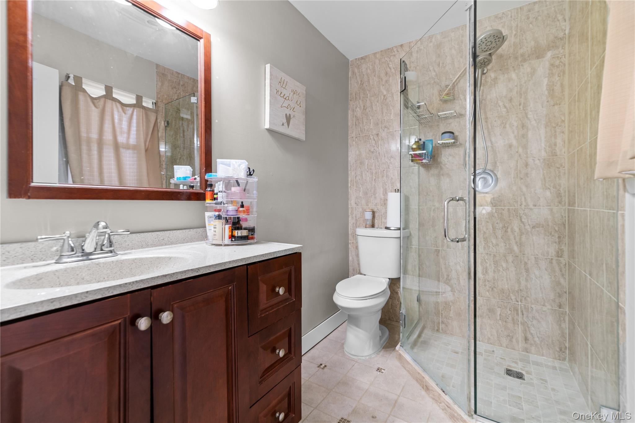 #12 photo, 1259 America Avenue, サフォーク郡 West Babylon , NY 11704