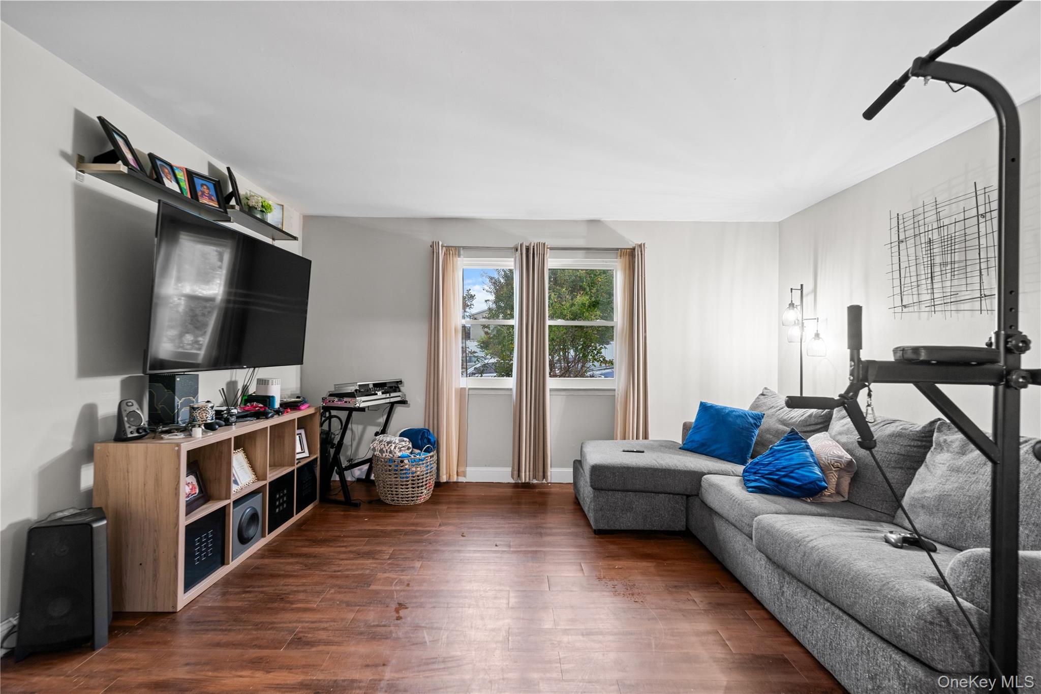 #19 photo, 1259 America Avenue, サフォーク郡 West Babylon , NY 11704