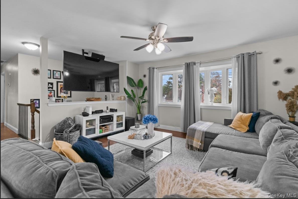 #5 photo, 1259 America Avenue, サフォーク郡 West Babylon , NY 11704