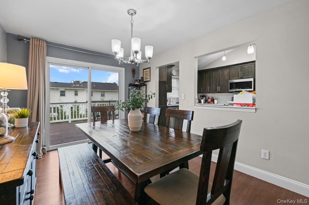 #9 photo, 1259 America Avenue, サフォーク郡 West Babylon , NY 11704