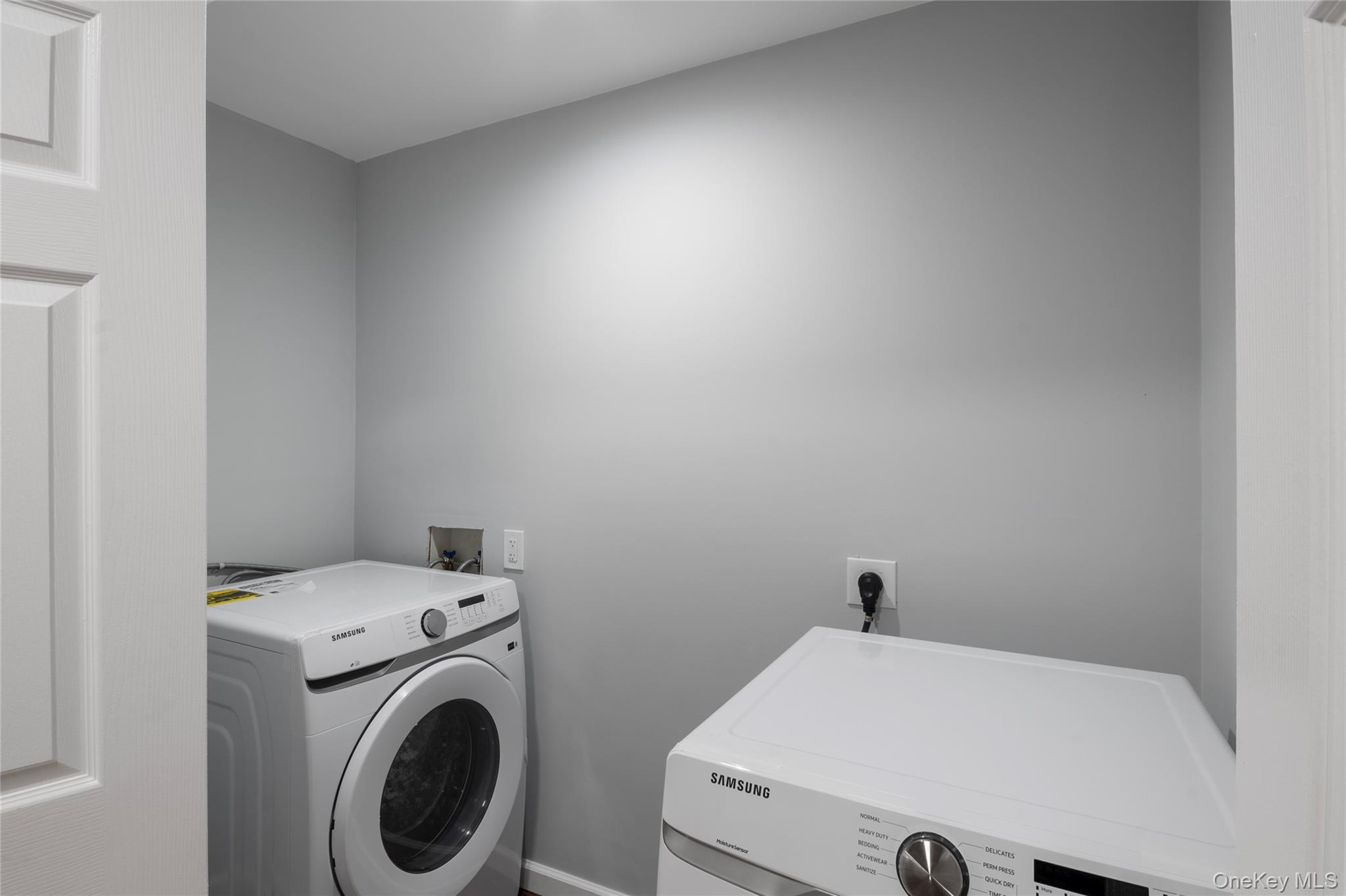 #14 photo, 561 Birch Hollow Drive, サフォーク郡 Shirley , NY 11967