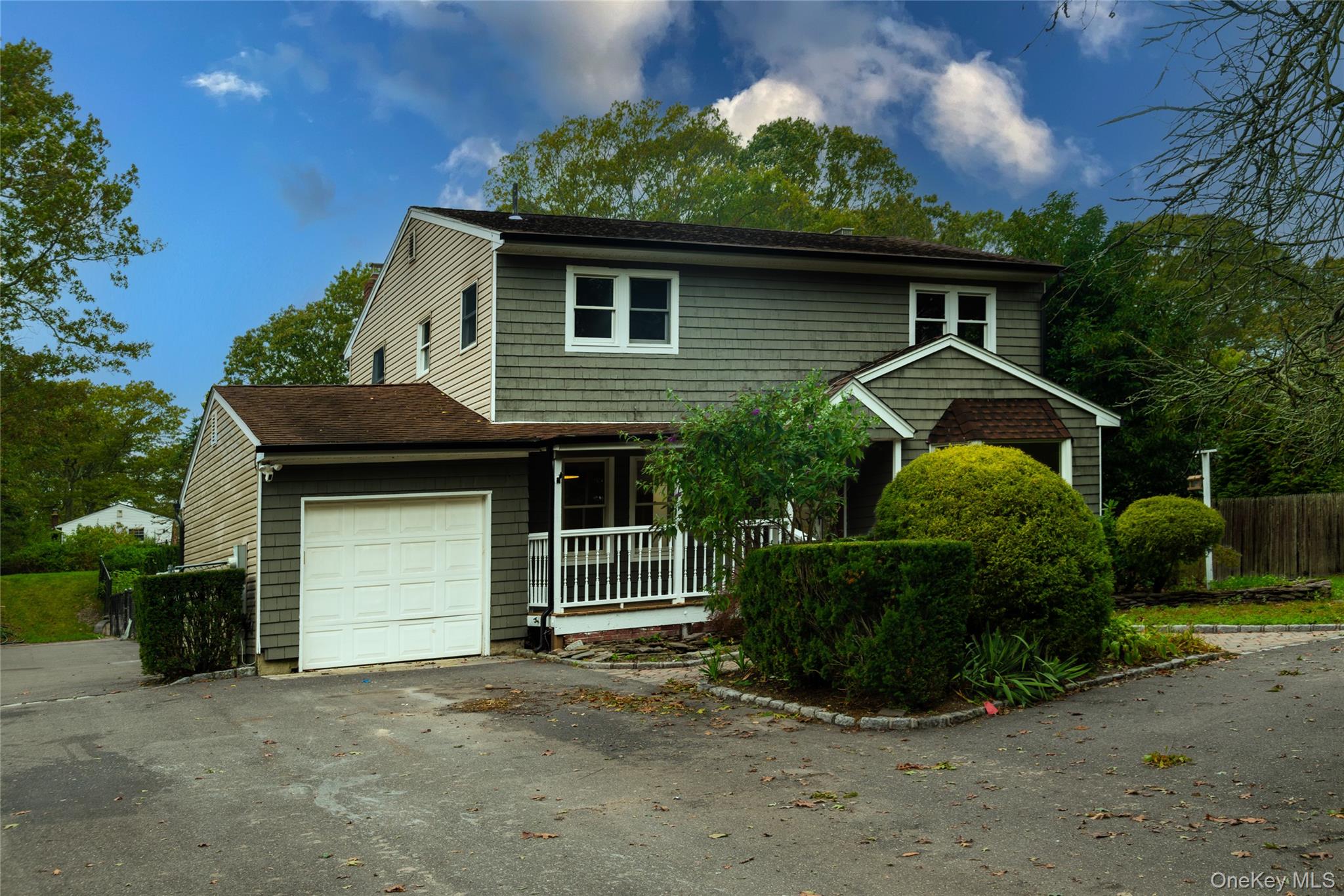 #2 photo, 561 Birch Hollow Drive, サフォーク郡 Shirley , NY 11967