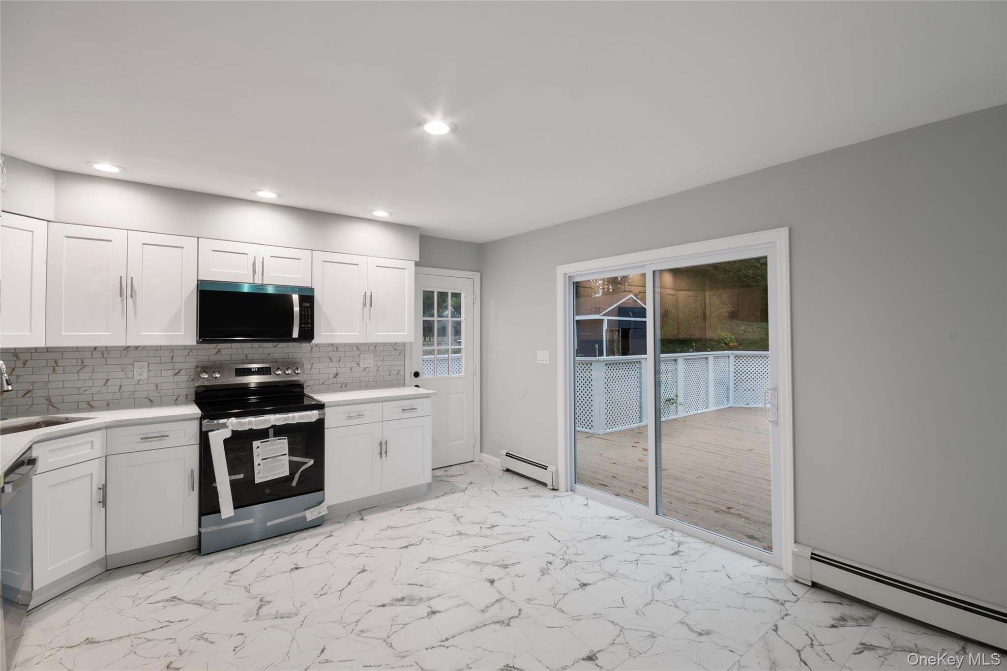 #8 photo, 561 Birch Hollow Drive, サフォーク郡 Shirley , NY 11967