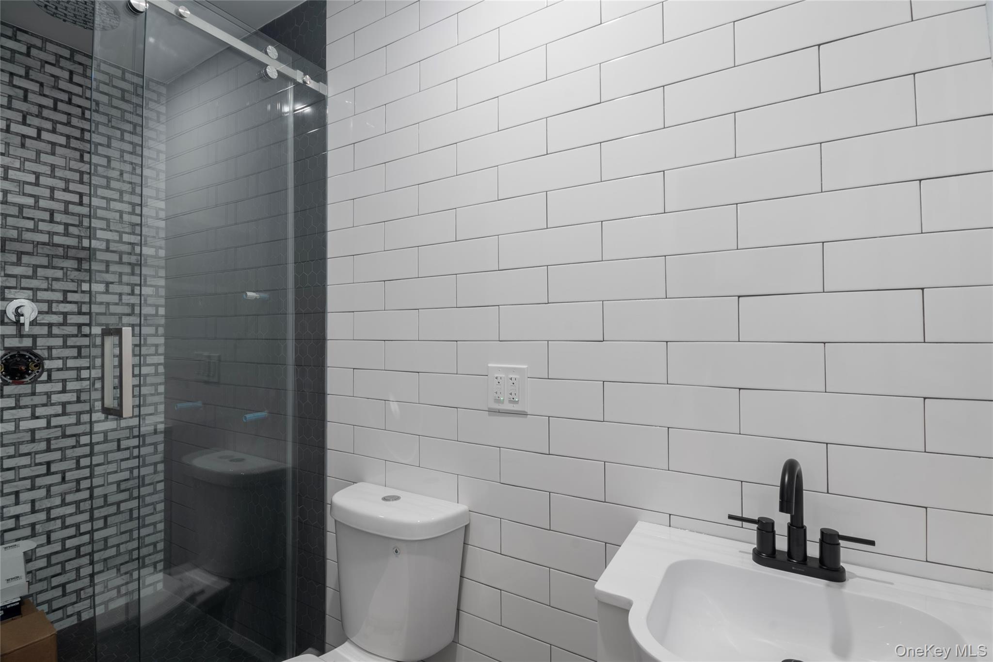 #9 photo, 561 Birch Hollow Drive, サフォーク郡 Shirley , NY 11967