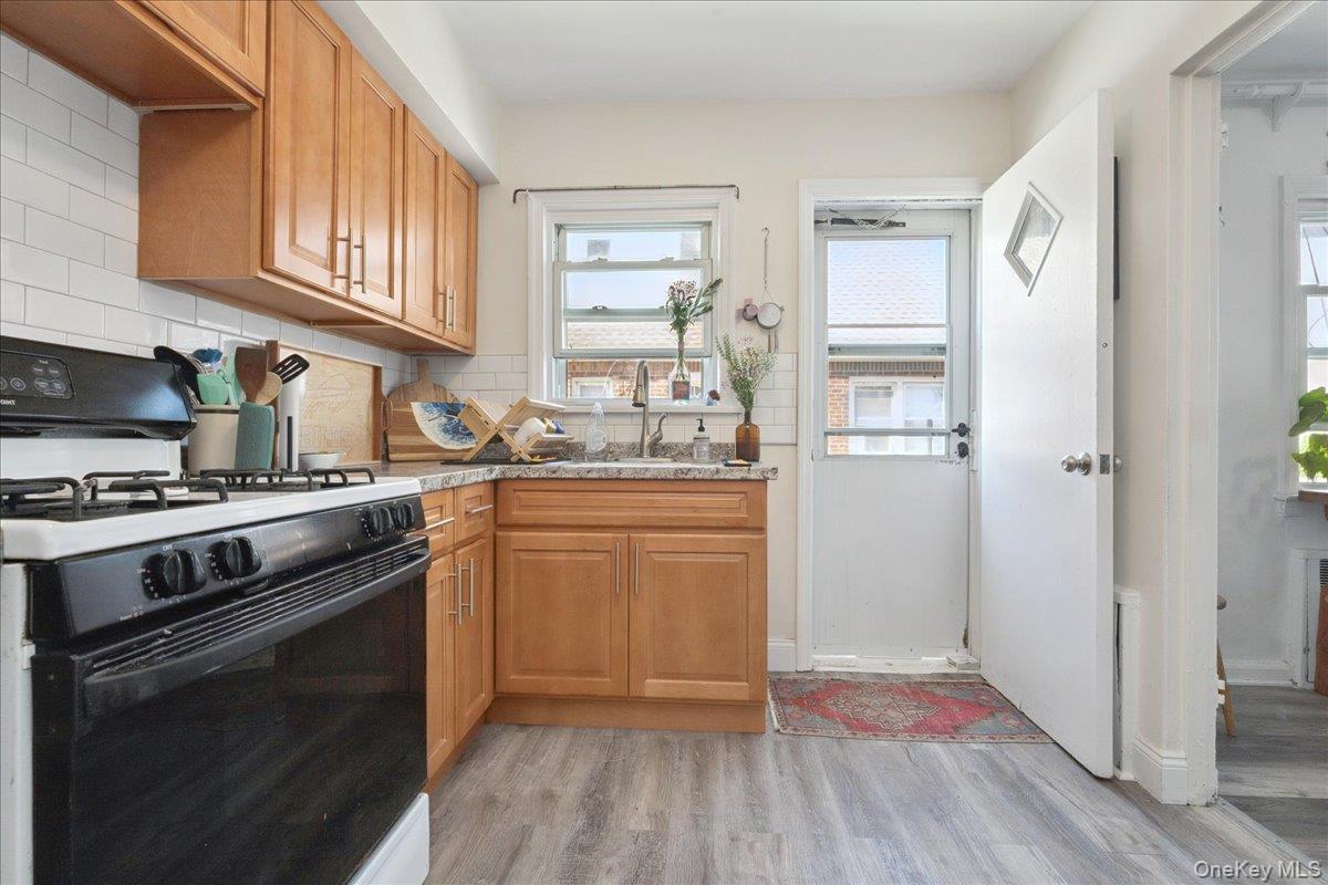 #8 photo, 370 E Broadway, ナッソー郡 Long Beach , NY 11561