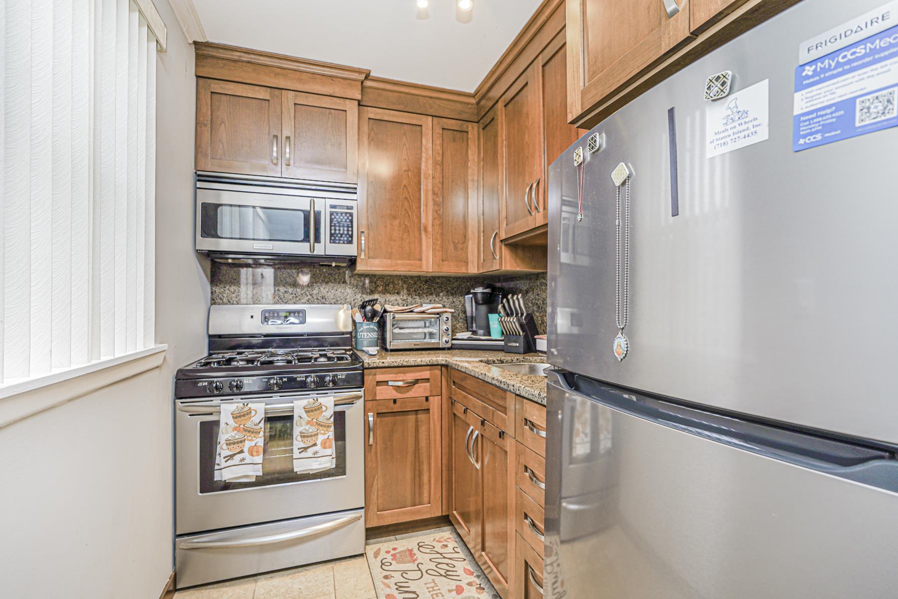 #11 photo, 175 Zoe Street, スタテンアイランド New York City , NY 10305