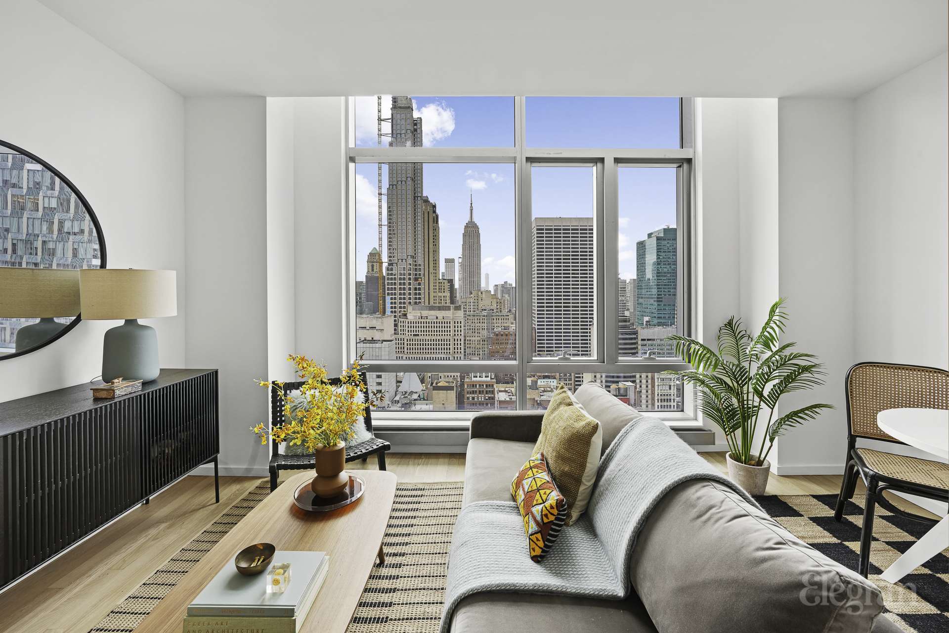 #12 photo, 18 W 48th Street, マンハッタン Midtown East , NY 10036