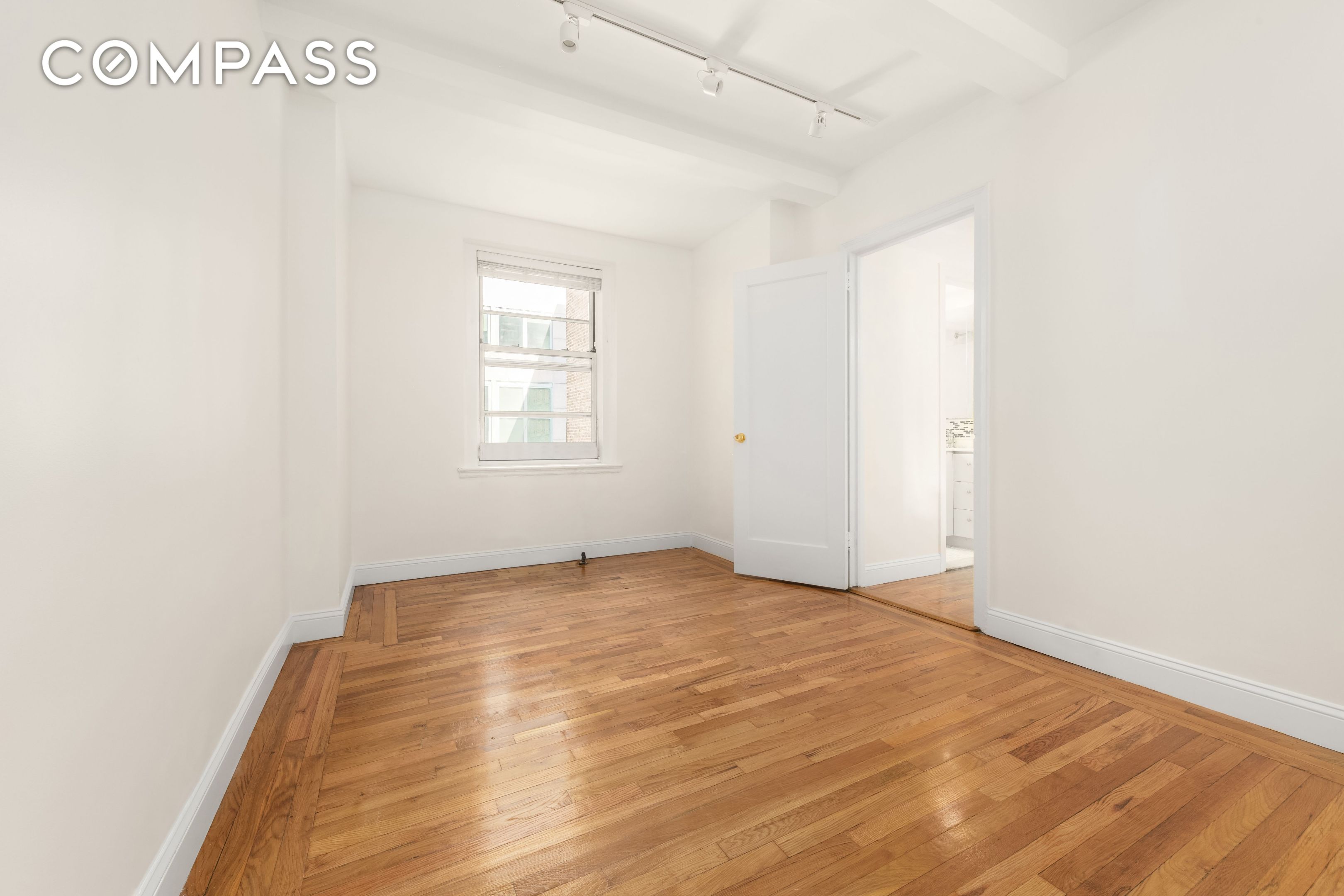 #7 photo, New York City, マンハッタン Midtown East , NY 10017