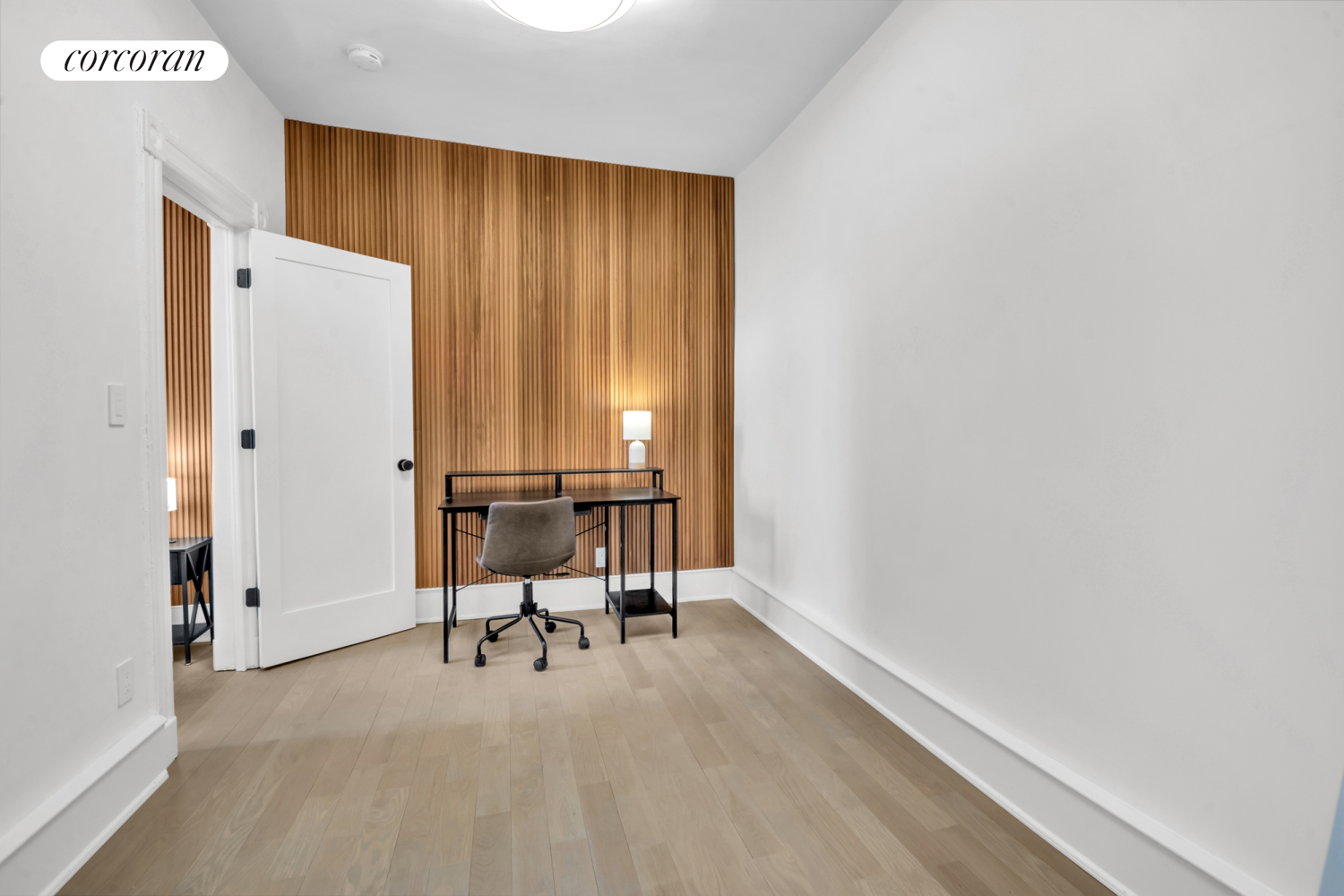 #10 photo, 25-20 NEWTOWN Avenue, クイーンズ区 Astoria , NY 11102