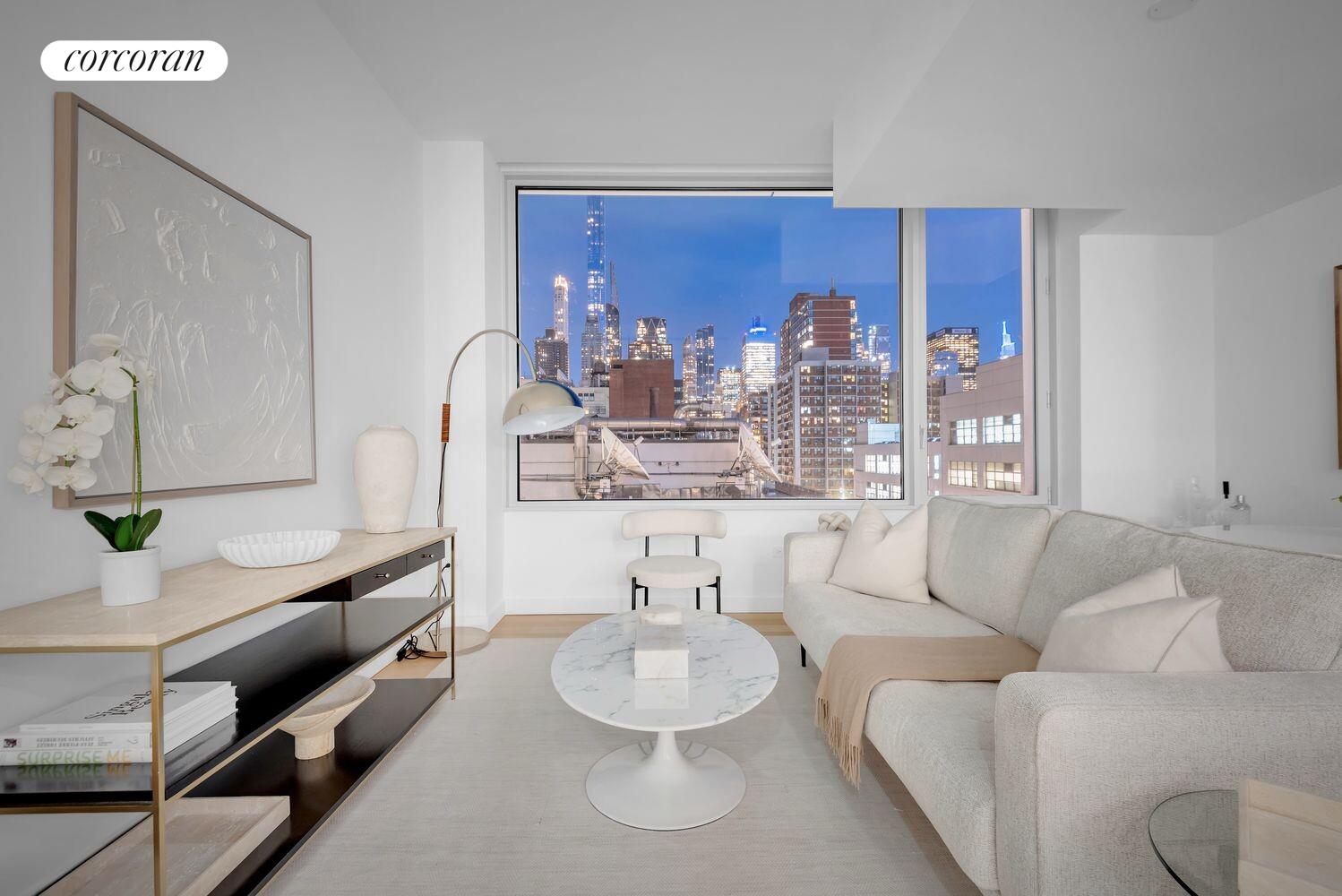 #2 photo, New York City, マンハッタン Hells Kitchen , NY 10019