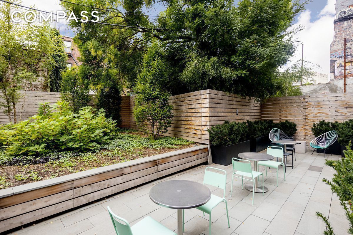 #10 photo, 280 Metropolitan Avenue, ブルックリン区 Williamsburg , NY 11211