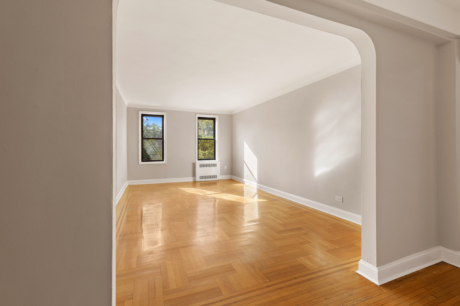 #1 photo, 415 OCEAN Parkway, ブルックリン区 Kensington , NY 11218