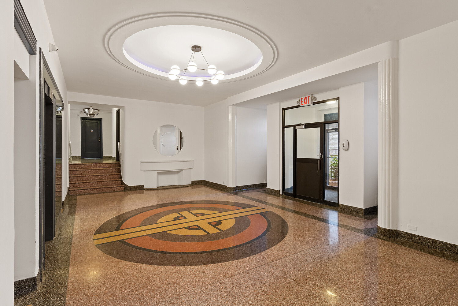 #14 photo, 415 OCEAN Parkway, ブルックリン区 Kensington , NY 11218