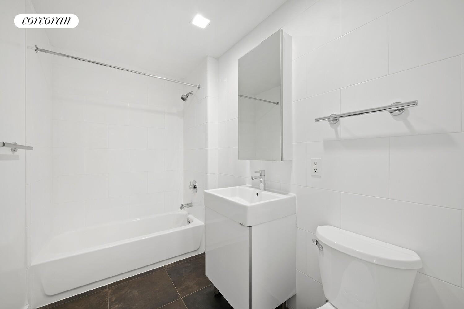 #8 photo, Long Island City, クイーンズ区 Long Island City , NY 11101