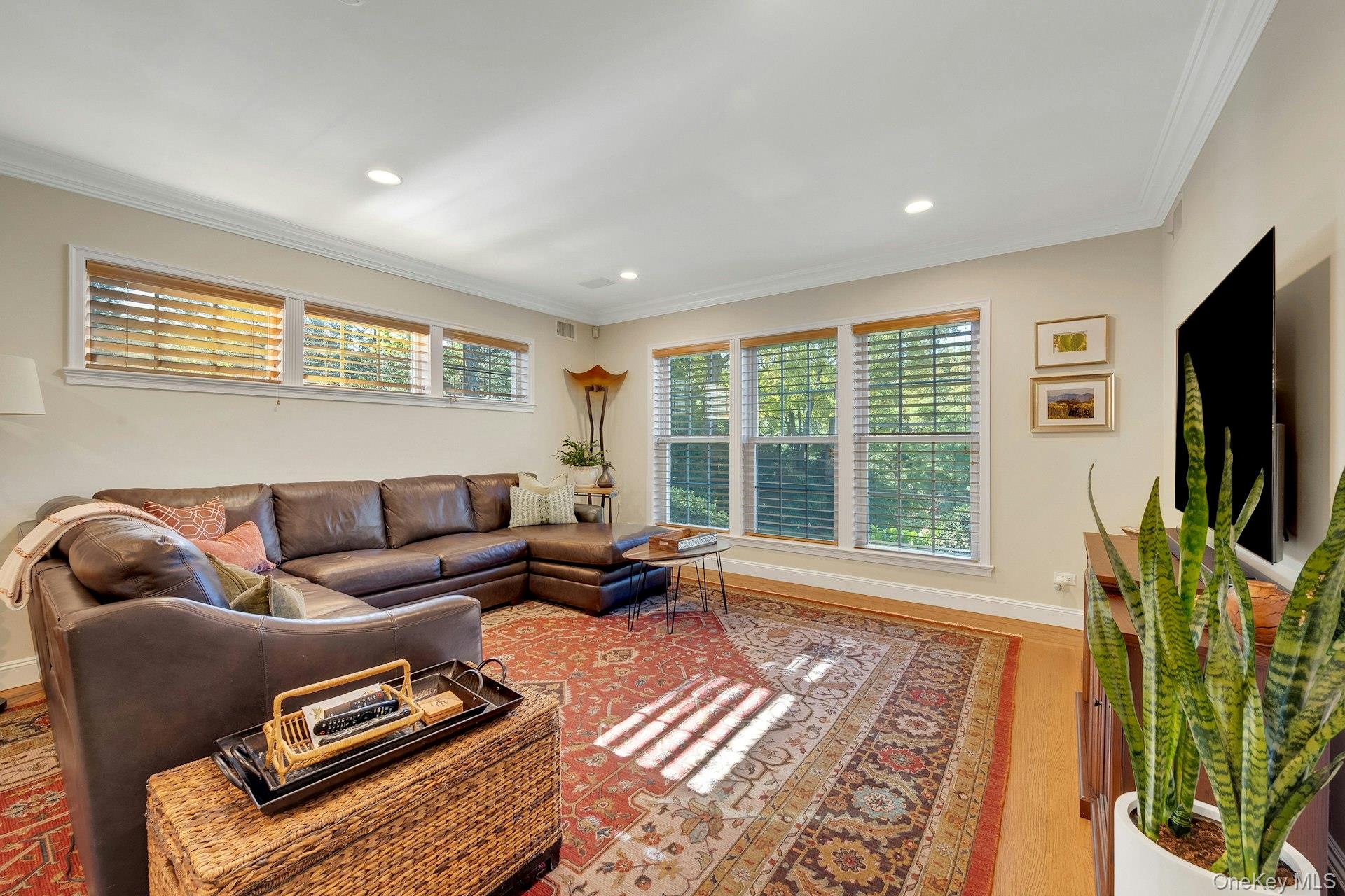 #7 photo, 455 Rosedale Avenue, White Plains , NY 10605