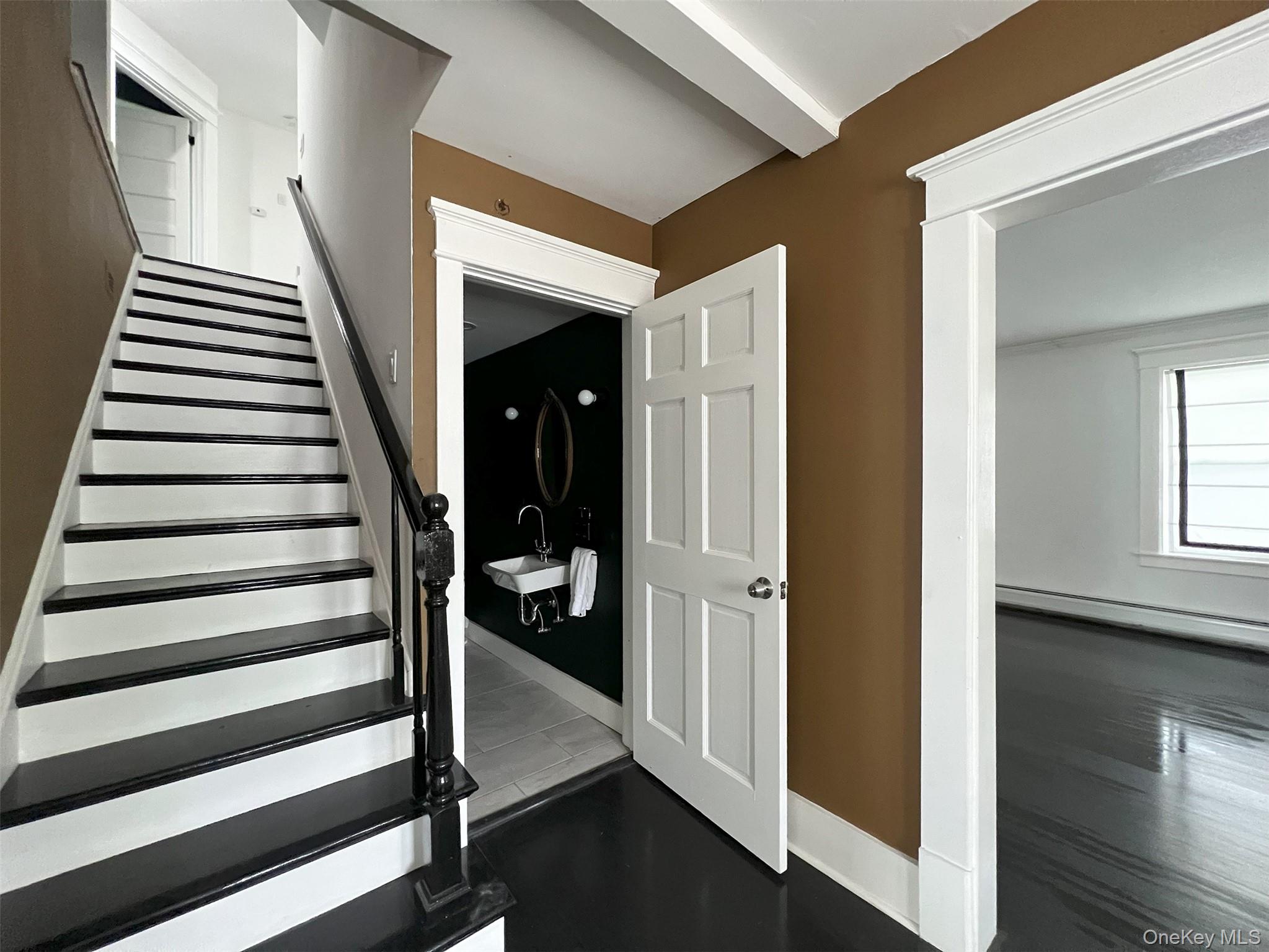 #10 photo, 17 Washington Avenue, Millbrook , NY 12545