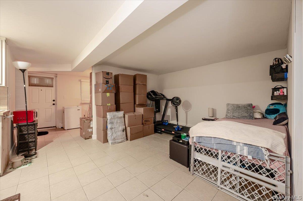 #13 photo, 2976 Waterbury Avenue, ブロンクス区 Bronx , NY 10461