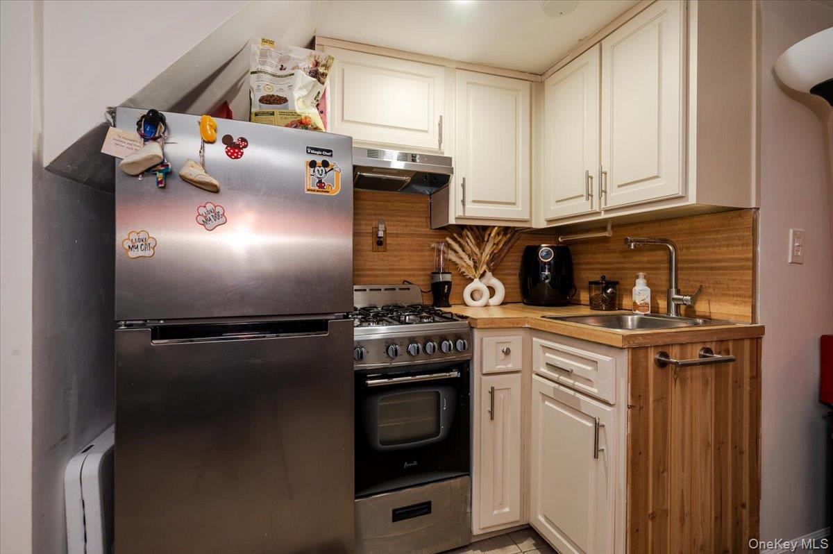 #15 photo, 2976 Waterbury Avenue, ブロンクス区 Bronx , NY 10461